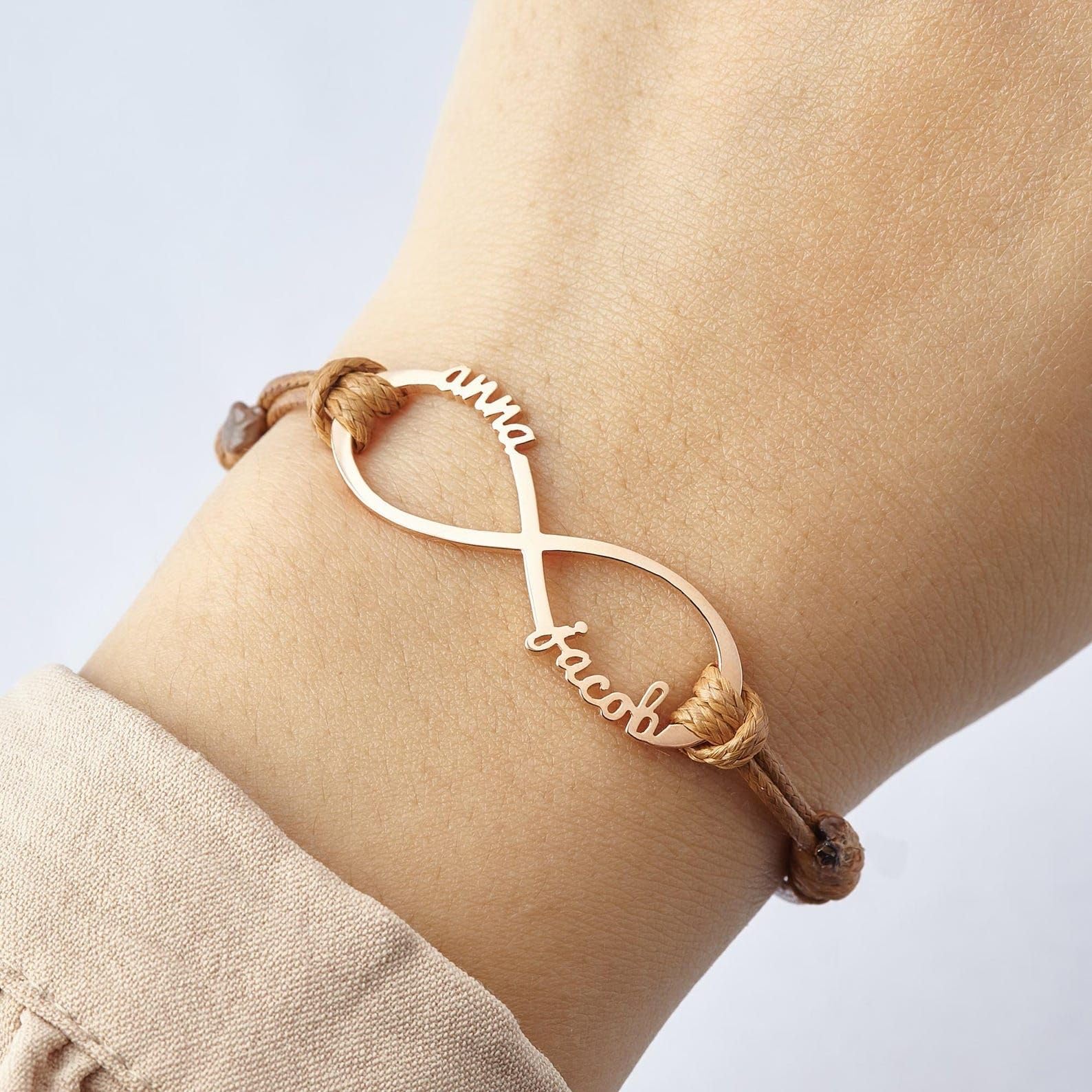 Argento sterling infinito bracciale, bambini nome bracciali, eternità madre figlia gioiello suocera Festa della Mamma Natale compleanno anniversario