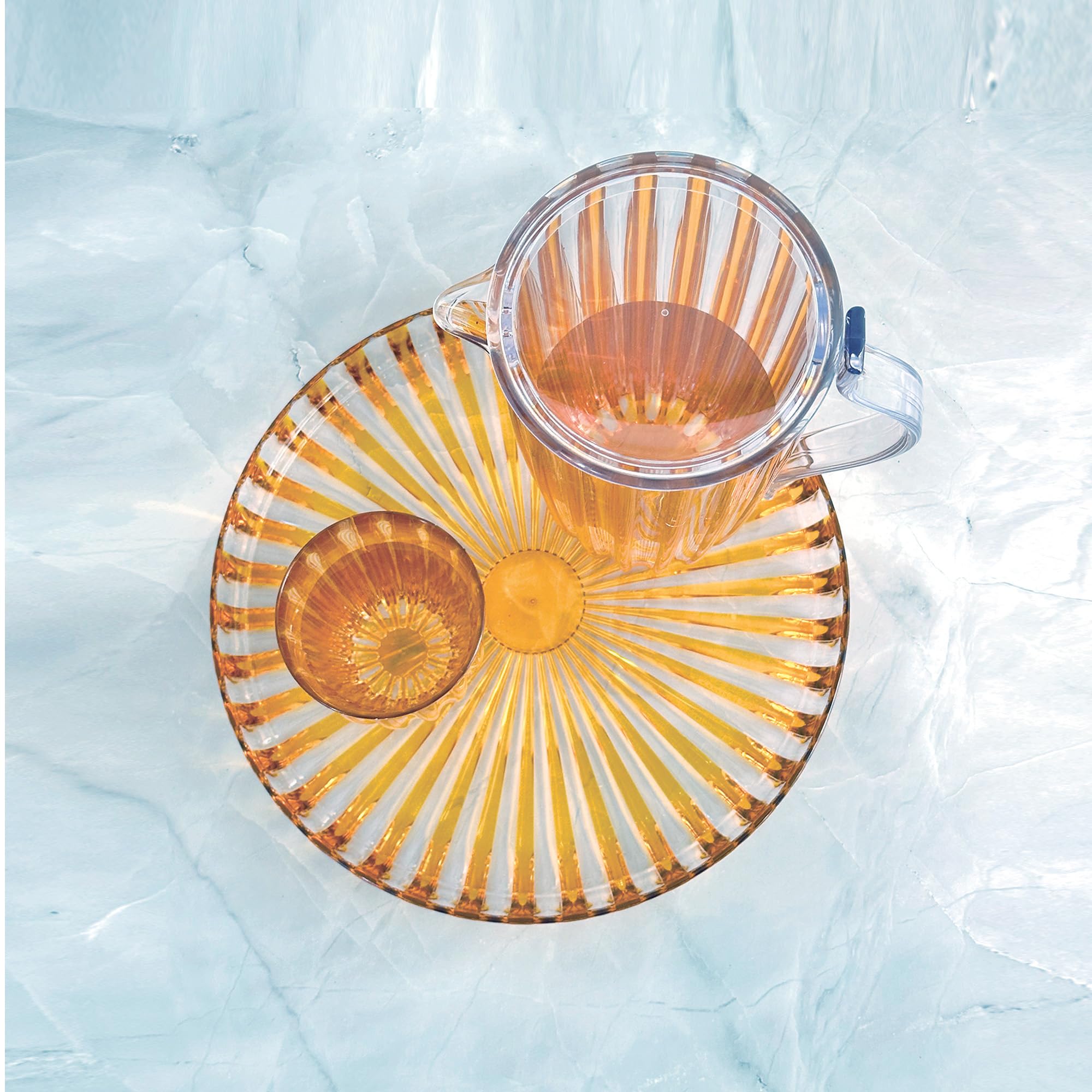 GUZZINI - Karaffe Mit Deckel "Dolcevita" , Bio-Based Plastic, Amber, 19,5x13xh27, Durchsichtig,gelb,weiß