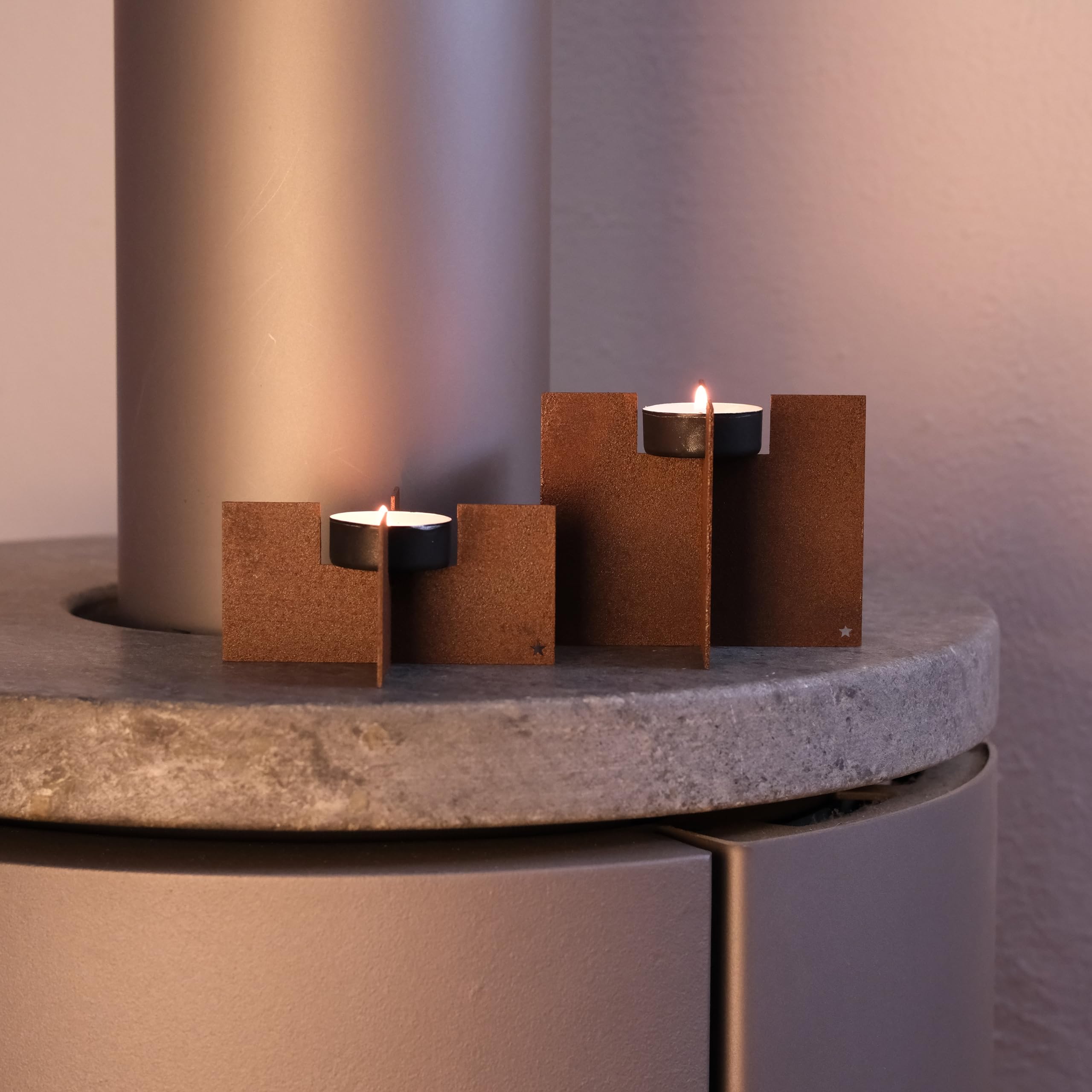 Set Di 2 Candele Decorative Arrugginite In Metallo, Effetto Ruggine, Alte 15 E 20 Cm, Spesse 1,5 Mm, Per Giardino E Tavolo
