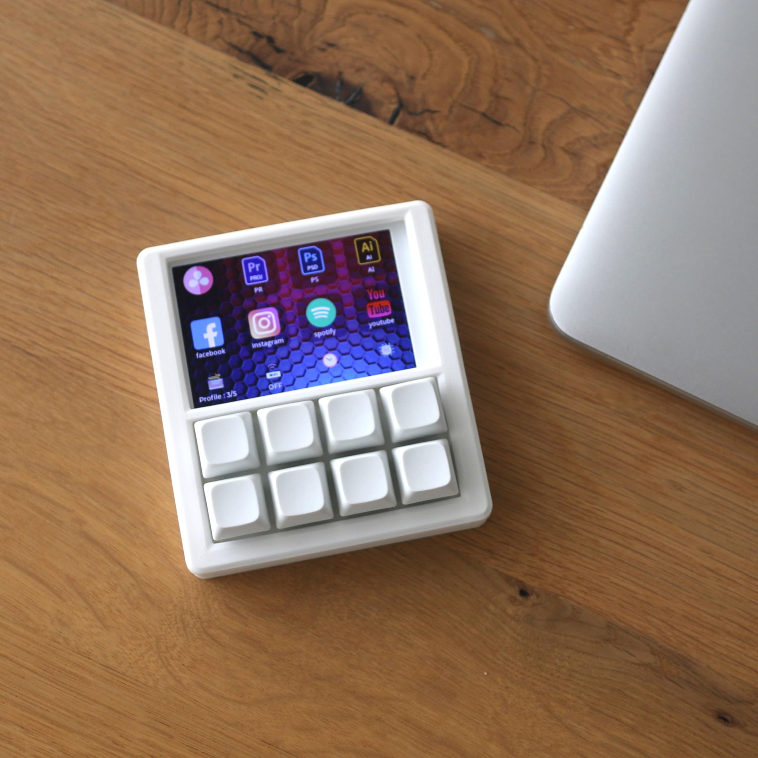 Mechanisches Makropad mit 8,9 cm (3,5 Zoll) TFT-Bildschirm, 8 programmierbare Tasten, ESP32-betriebene benutzerdefinierte Tastatur, treiberfreies HID für Streamer und Designer, Open Source