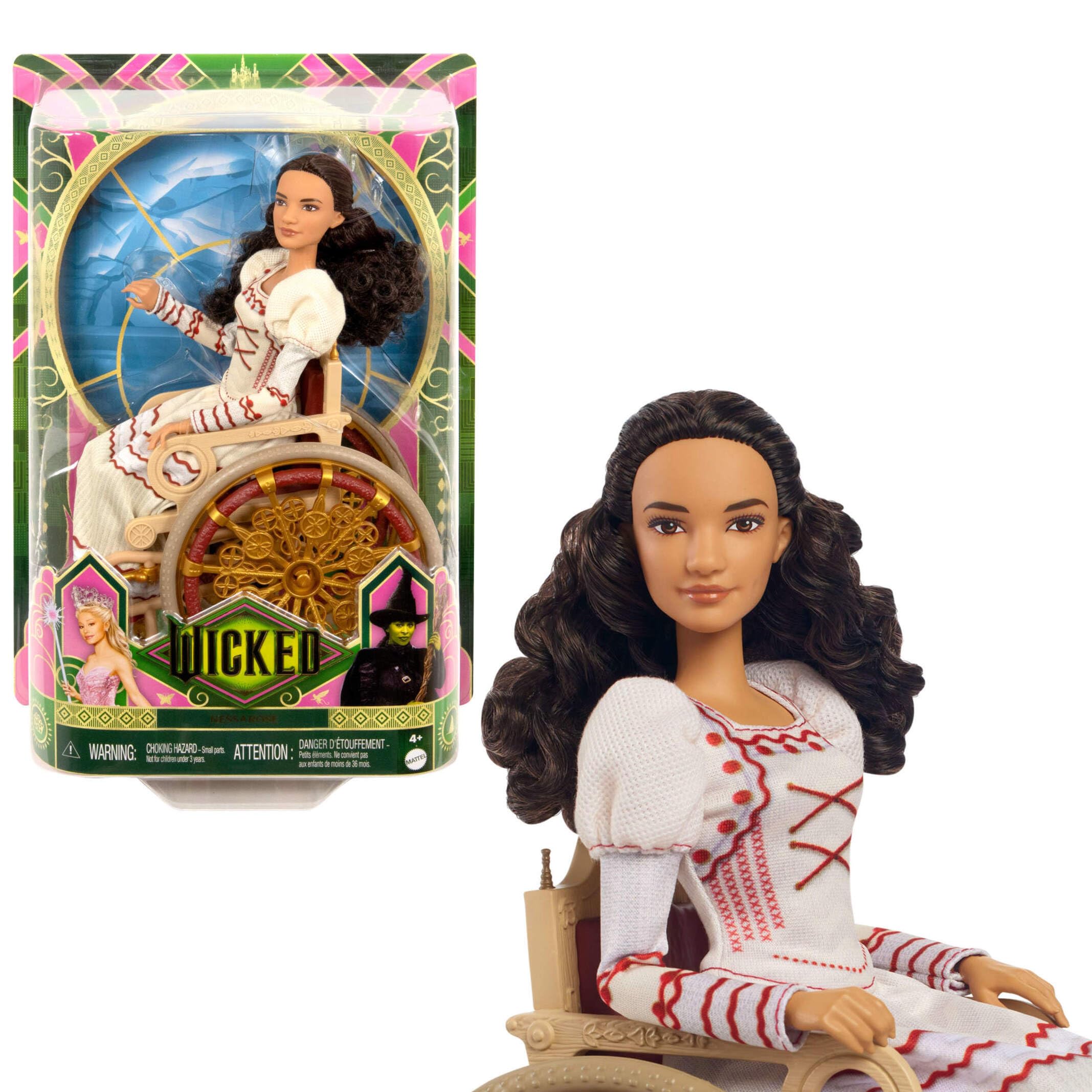 Muñeca de moda Nessarose con pelo rizado para recrear las escenas de Wicked 7