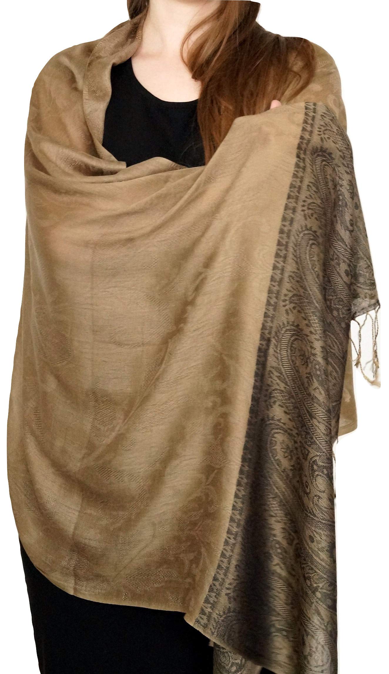 Handgewebter Kaschmir Schal in Walnussbraun Farbe für Klassische Damen mit klassischen Outfits und geschmack - 75cm x 200cm