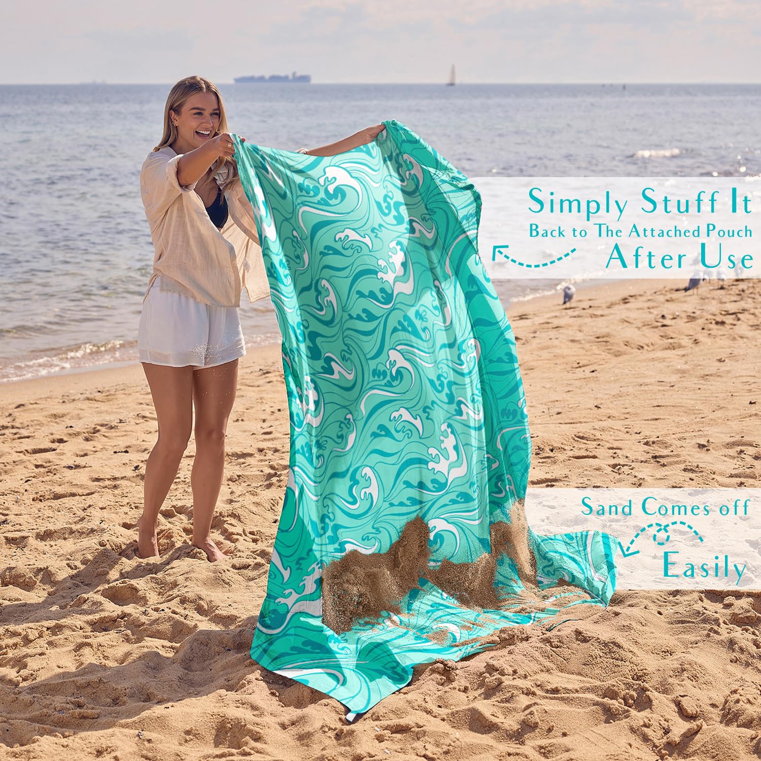 WEKAPO Couverture de Plage imperméable, Anti-Sable, surdimensionnée, Extra | Tapis de plage avec piquets, sac de rangement – Essentiels pour la plage en plein air, pique-nique (vagues de l'océan