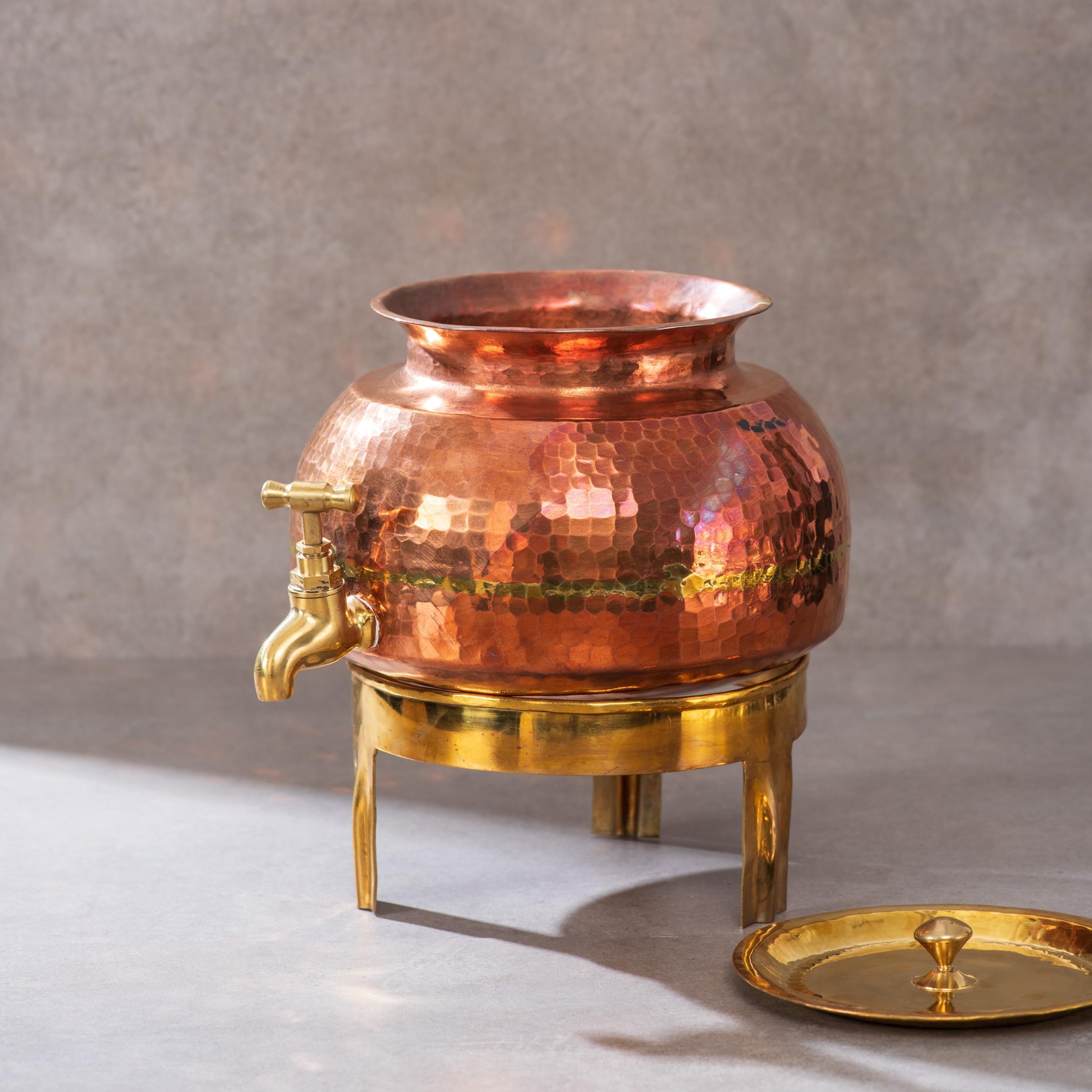 P-TAL Pure Copper Water Dispenser 5 Litre Copper Pot Copper Matka Water Storage Container with Pre-Fitted Tap, Lid and Brass Stand P tal Water Dispenser