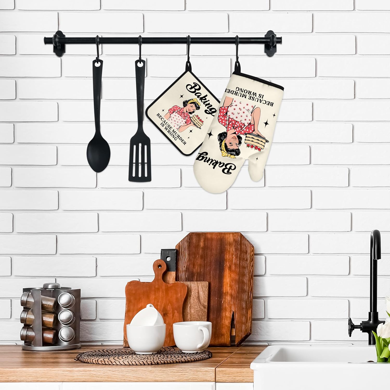 Funny Oven Mitts and Pot Holder Set Humorous Kitchen Gadgets for Women Vintage Fun Birthday Cooking Baking Gifts for Bake Lover Chef Mom Wife Sister (Red & White, Oven Mitts & Pot Holders)