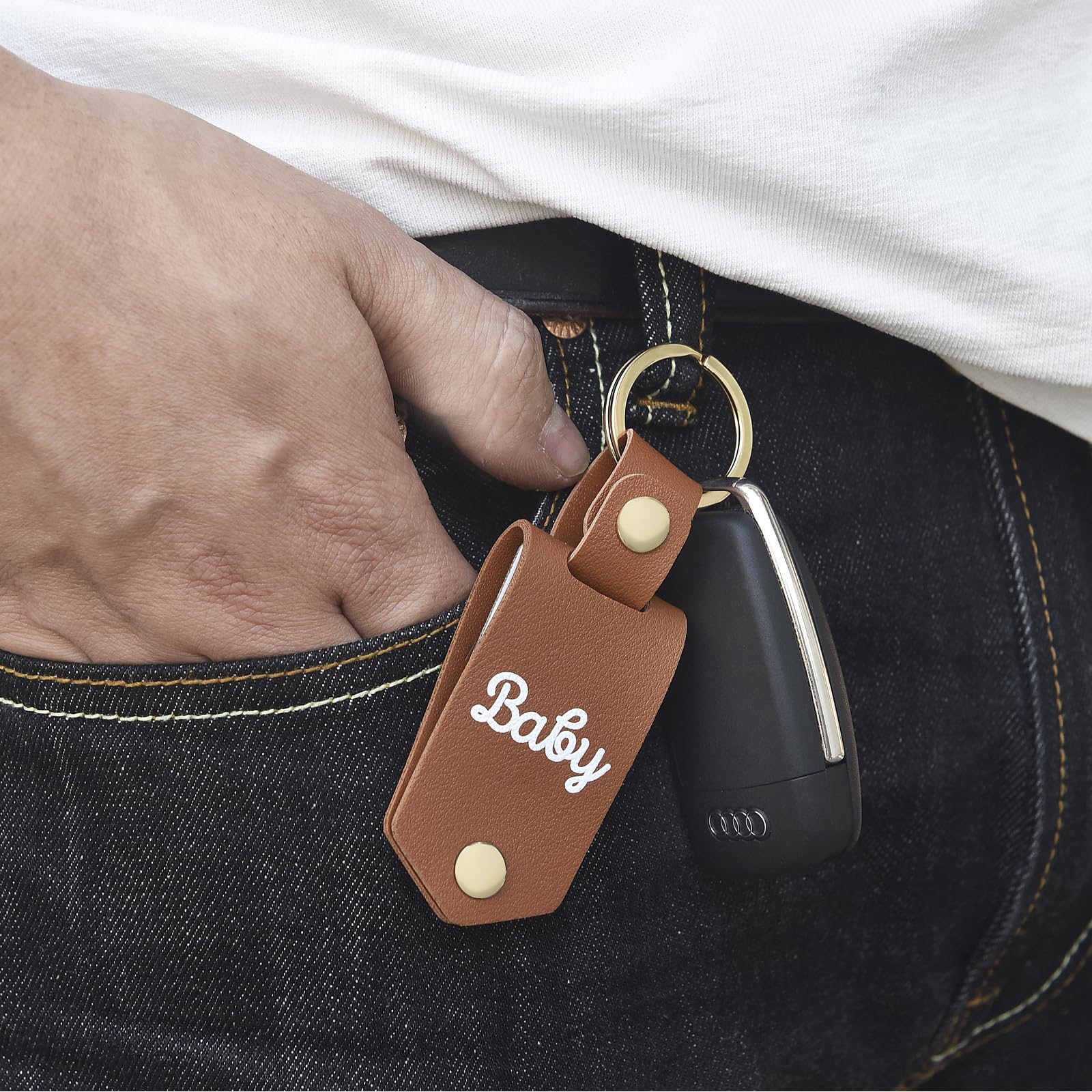 Liavy's Alligator Crocodile Charm Fashionable Keychain - Sparkling Crystal - Unique Gift and Souvenir