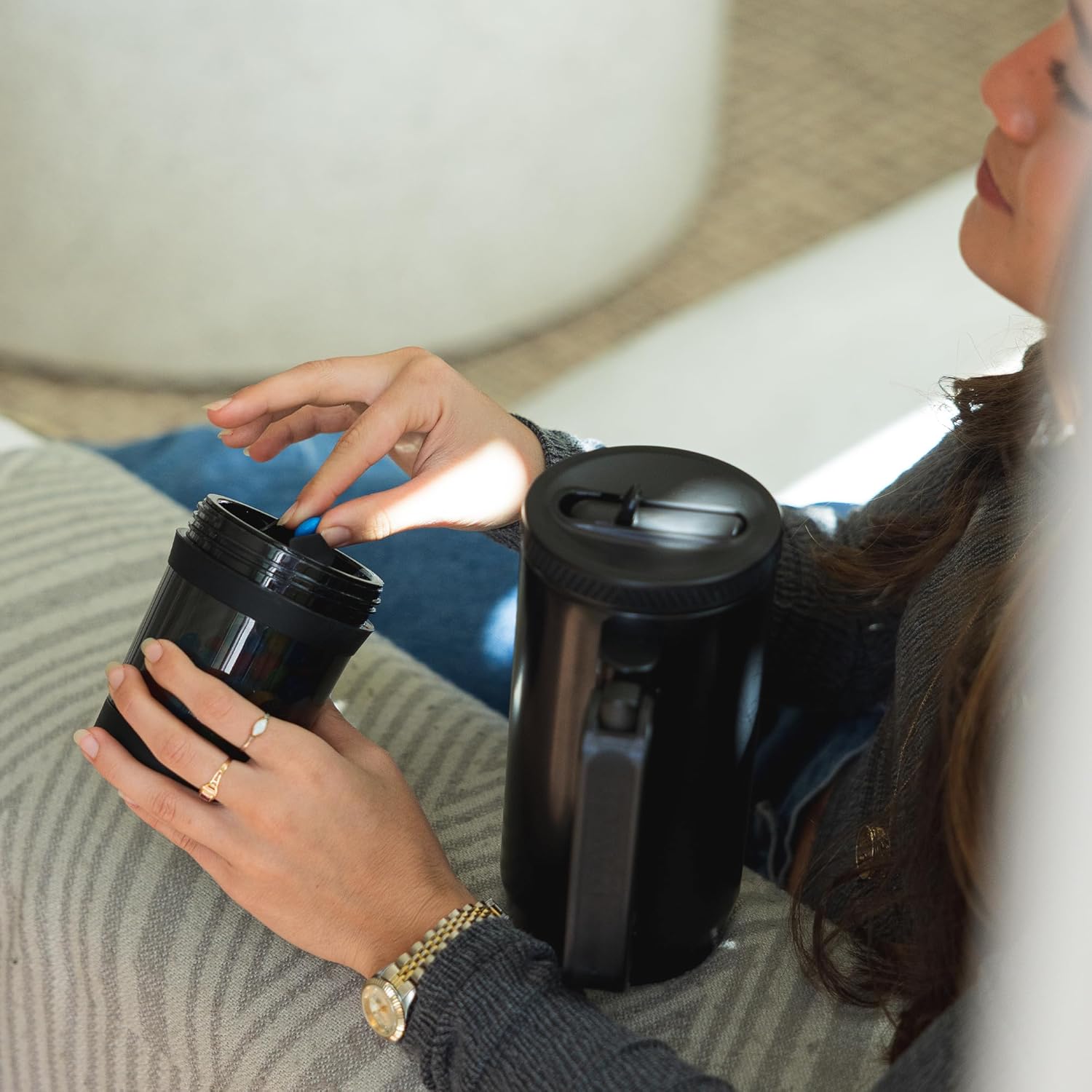 Insulated Tumbler with Foldable Handle & Detachable Sna Box -