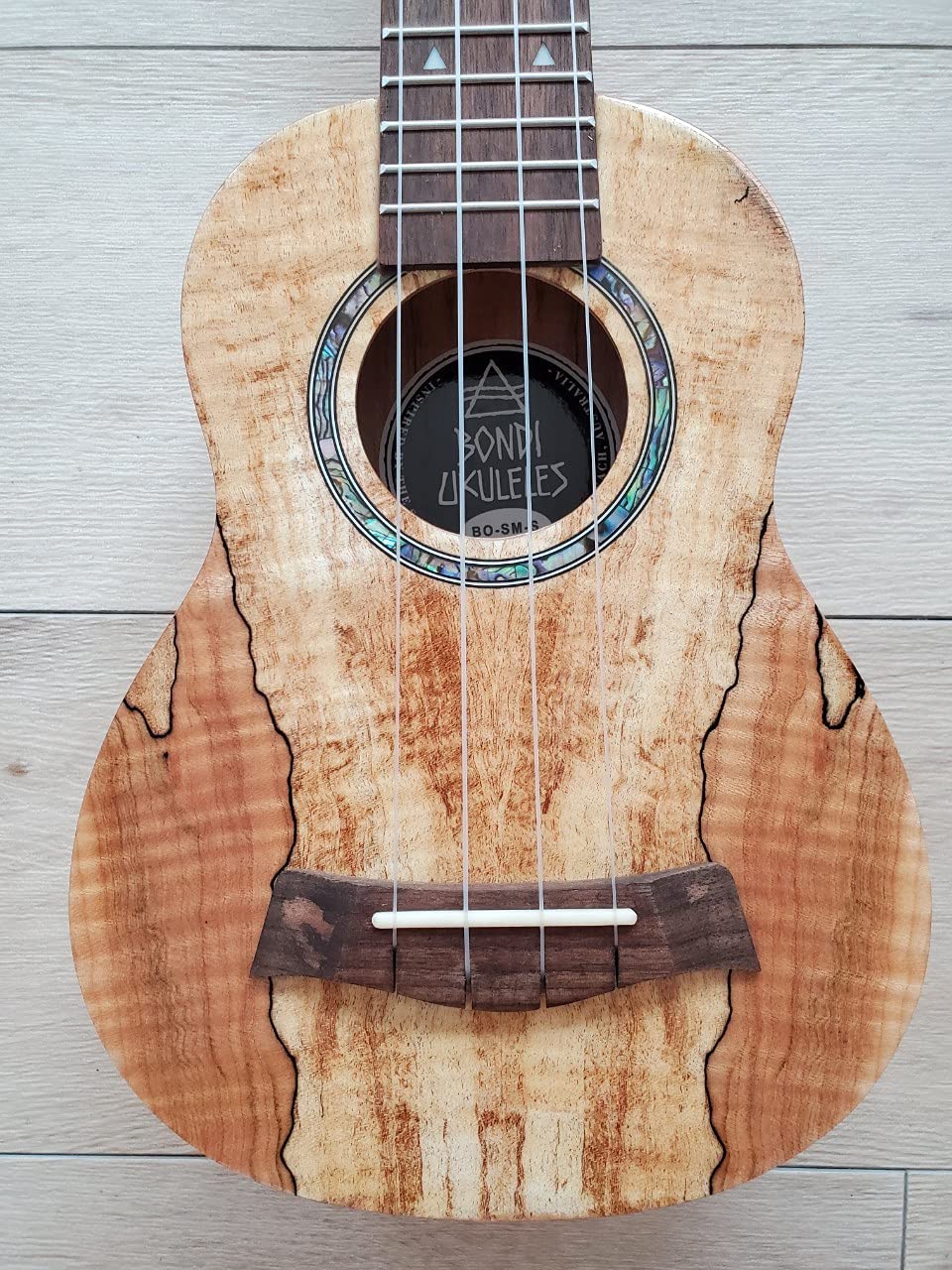 Amazon.co.jp: BONDI UKULELES スポルテッド メイプル材 ウクレレ 