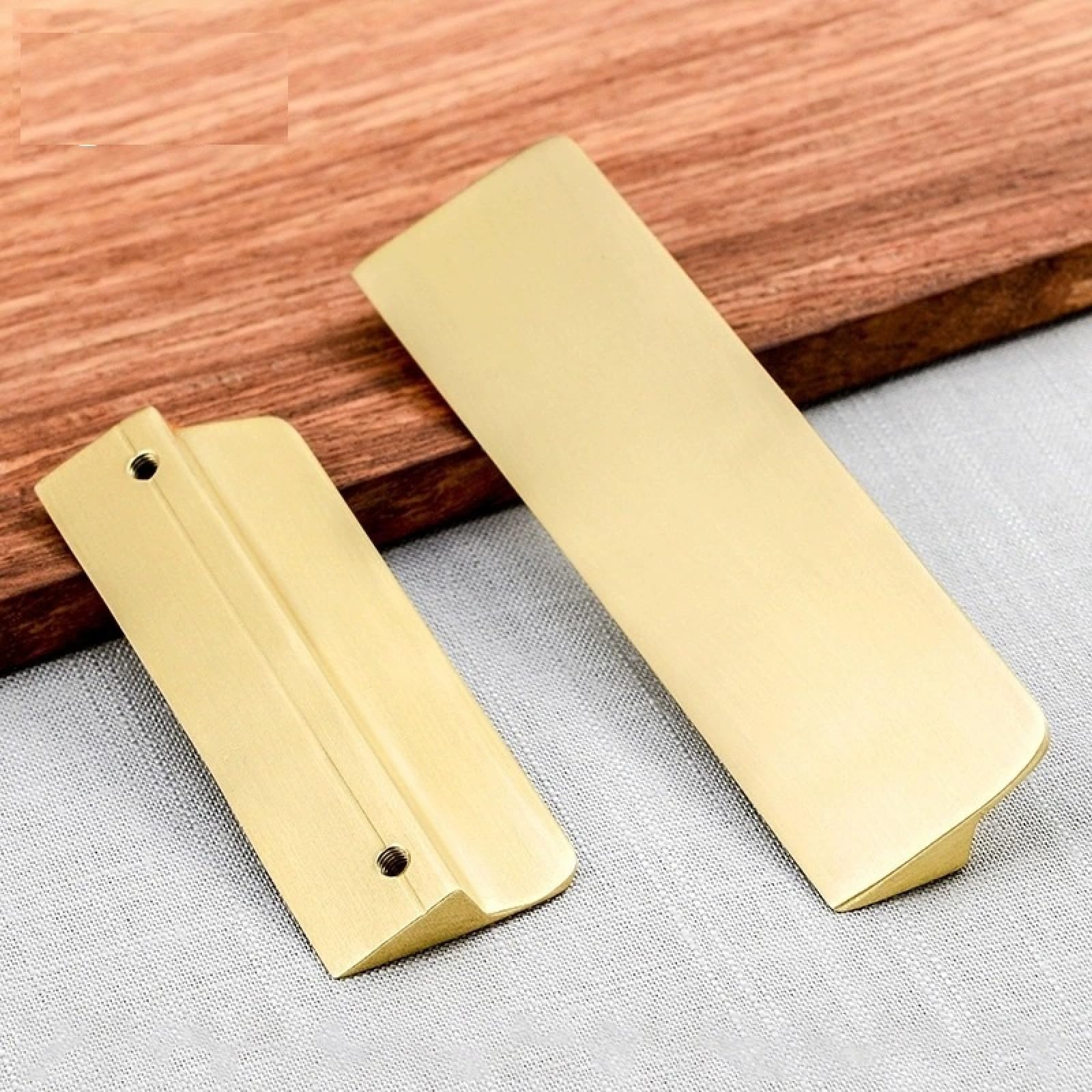 Maniglie per Mobili Ante Moderne Confezione da 2 Maniglie Piatte in Rame Puro per Ante di Armadi Cassetti E Mobili Lunghezza 380 mm Interasse Fori 288 mm