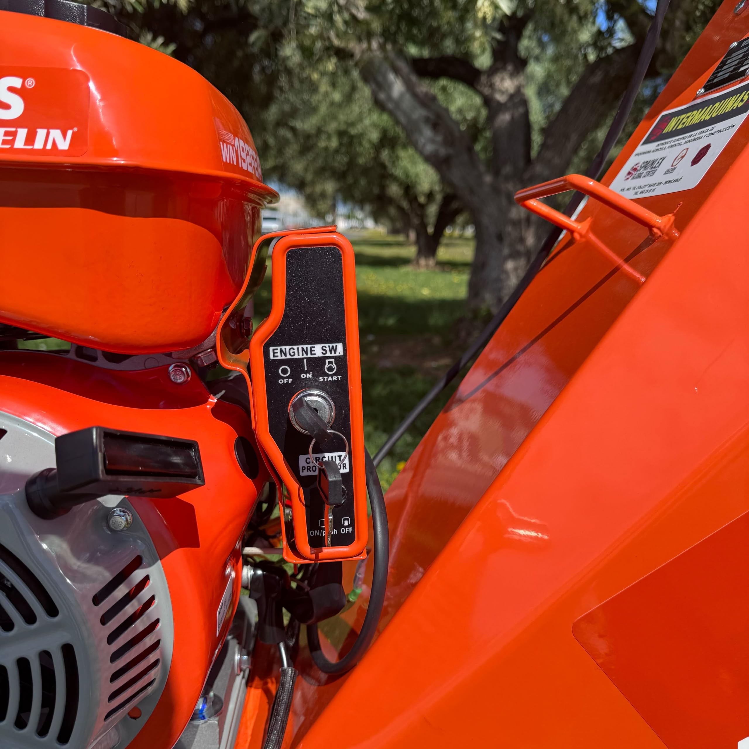 Trituradora de Ramas Zeppelin Wenovus WNS306E, Motor 459cc, 15 HP, Corte 100mm, Arranque Eléctrico