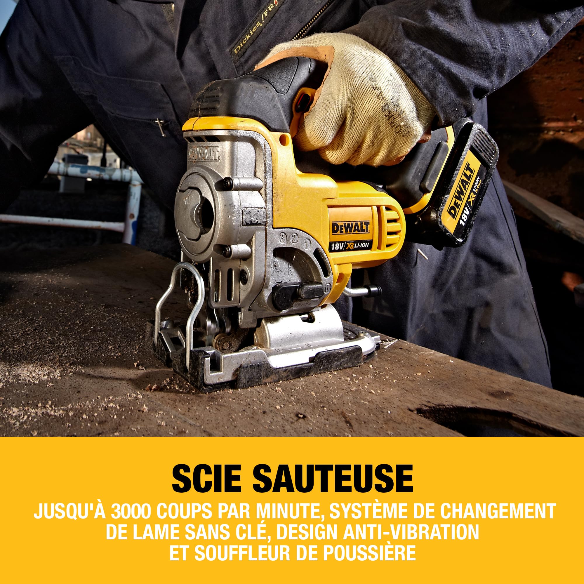 DEWALT - Pack 5 outils XR 18V, 1 perceuse-visseuse, 1 visseuse à chocs à 3 vitesses, 1 scie sauteuse, 1 scie circulaire, 1 lampe LED, 3 batteries 5Ah, 1 chargeur et 2 coffrets TSTAK, DCK551P3T-QW