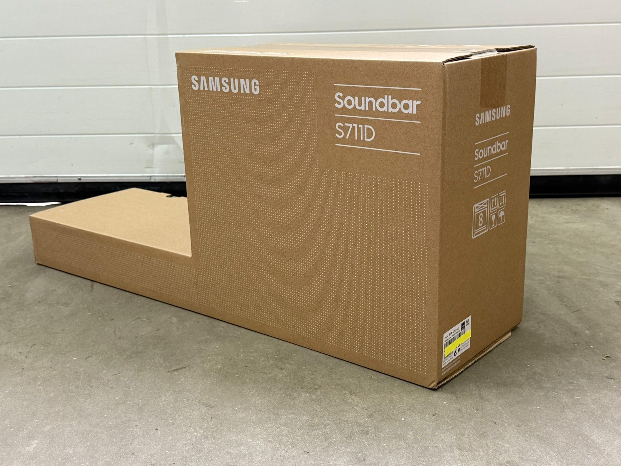 Samsung HW-S711GD Barra de Sonido ultradelgada de 3.1 Canales para televisores, Altavoz Bluetooth con diseño ultradelgado, Dolby Atmos inalámbrico/DTS:X, Q-Symphony [2024]