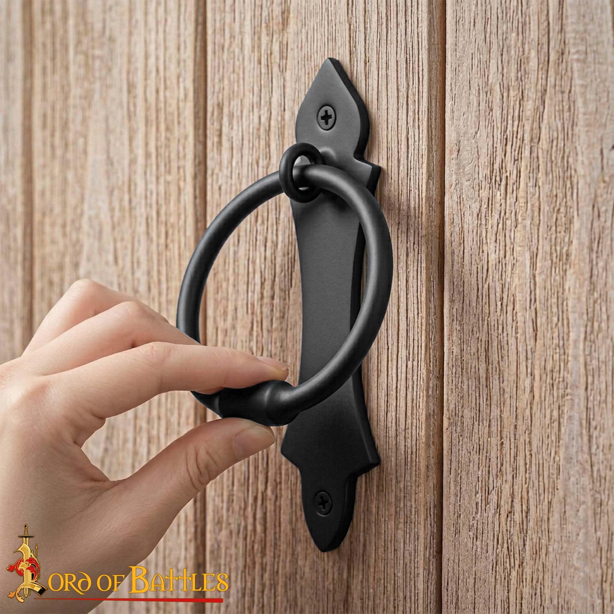 Lord of Battles Handgeschmiedeter Türklopfer aus Eisen, stabiler Ring-Türklopfer, perfekt für Vintage-Holz-Scheunentüren, Tore, Zaun, Schloss und Bauernhaus, mattschwarz, pulverbeschichtet