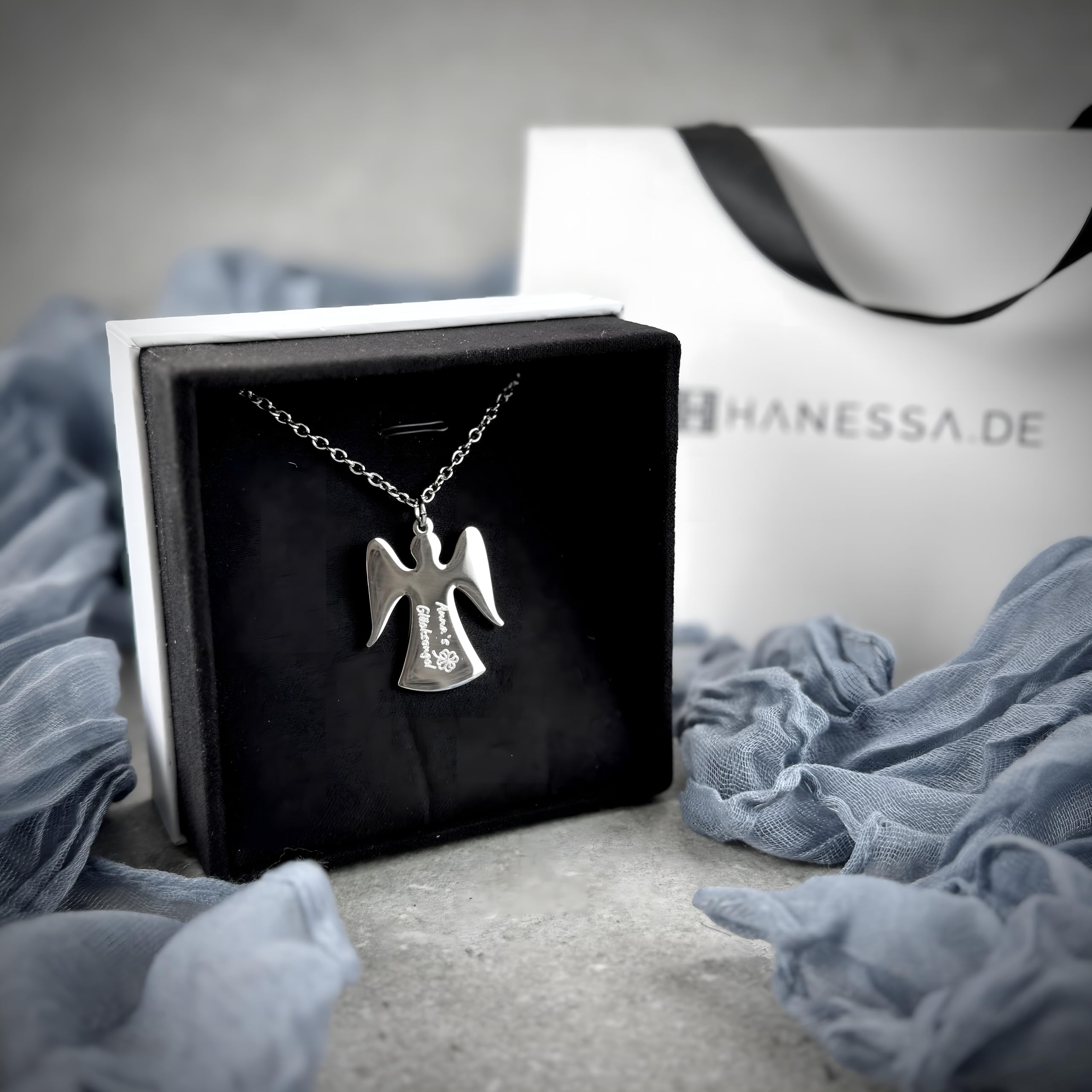 Personalisierte Kette mit Gravur Edelstahl 50 cm mit Anhänger Schutzengel Engel in silber - Personalisierte Geschenke für Kinder und Erwachsene - Halskette Damen Herren Mädchen Jungen