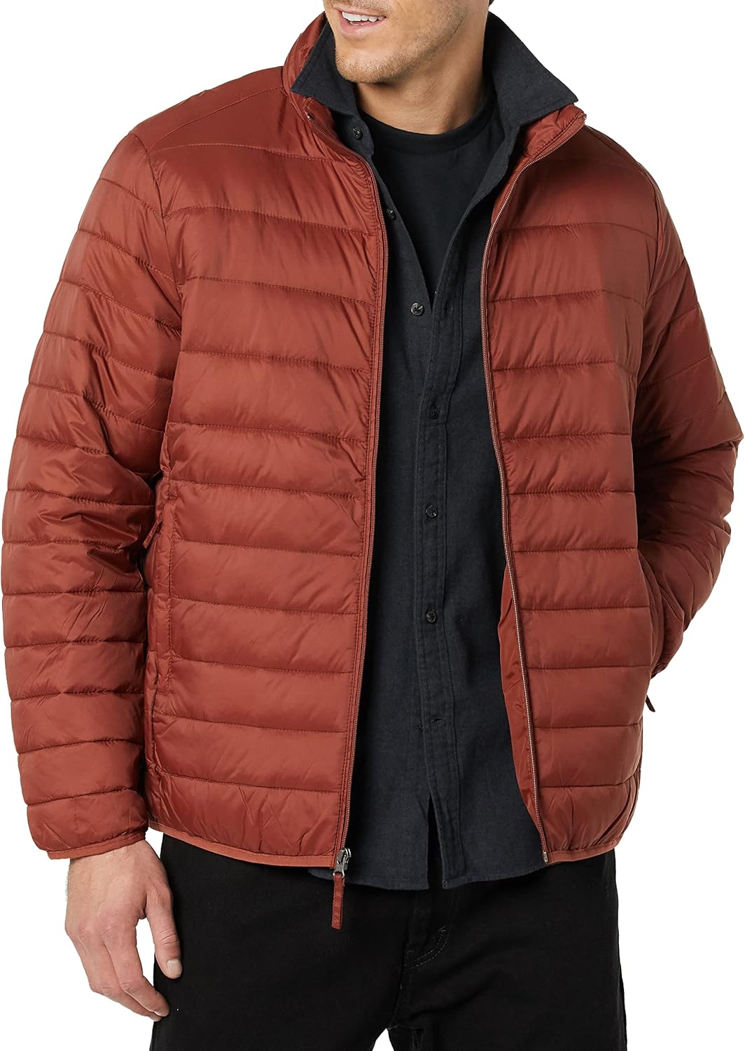 Amazon Essentials Men’s Packable Lightweight Water-Resistant Puffer Jacket (Available in Big & Tall)