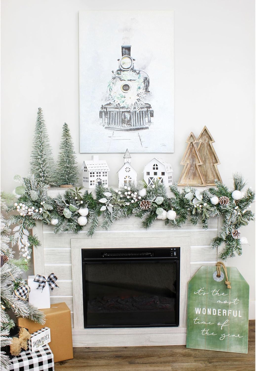 AuldHome Design Wooden Christmas Tree Trays (Nested Set of 2, Natural), Distressed Rustic Farmhouse Style Holiday Christmas Serving Decorative Platters