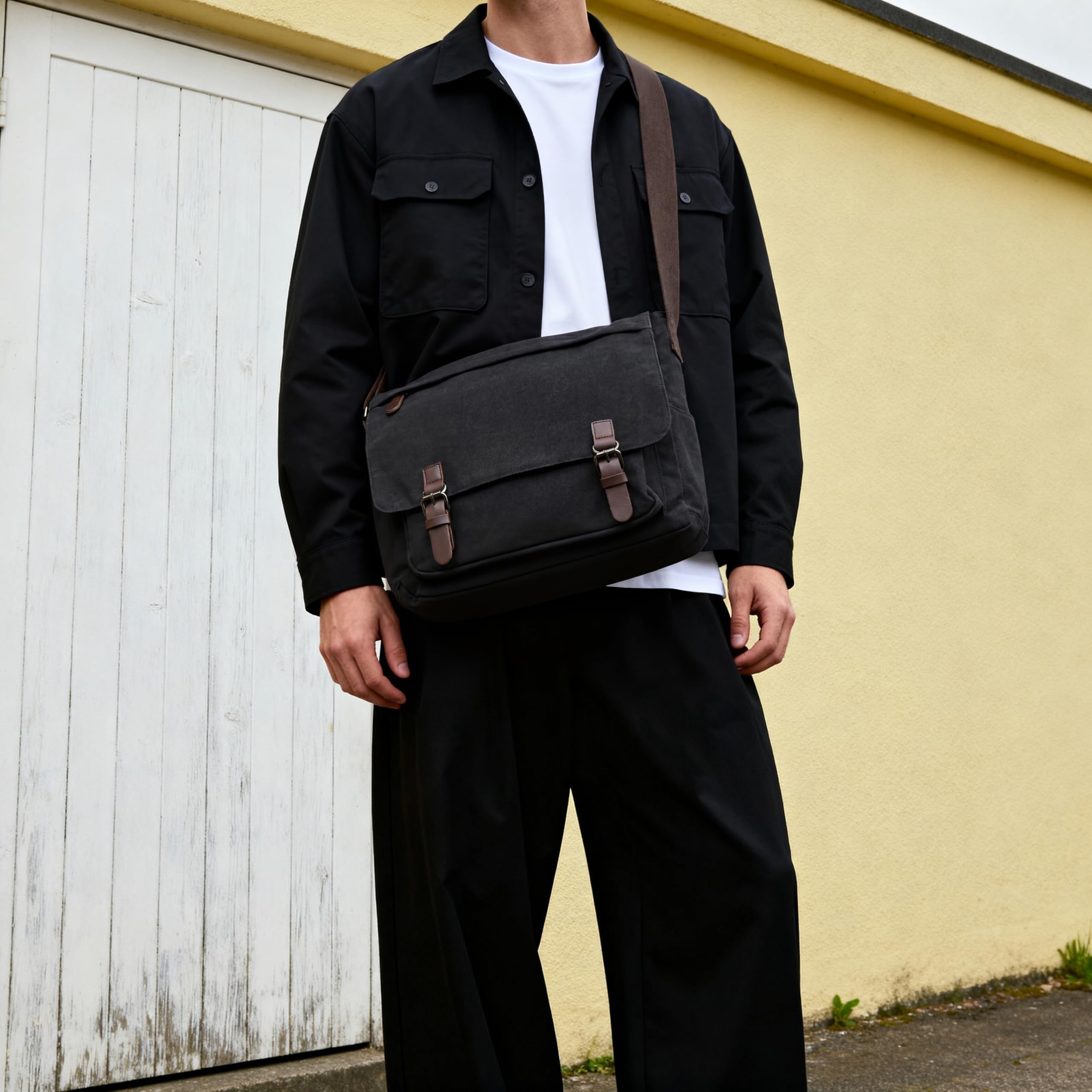 Trendhim Messenger Bag Herren | Canvas Umhängetasche mit Lederdetails & Laptopfach | Schultertasche für Alltag, Arbeit, Büro & Freizeit, 15 Zoll