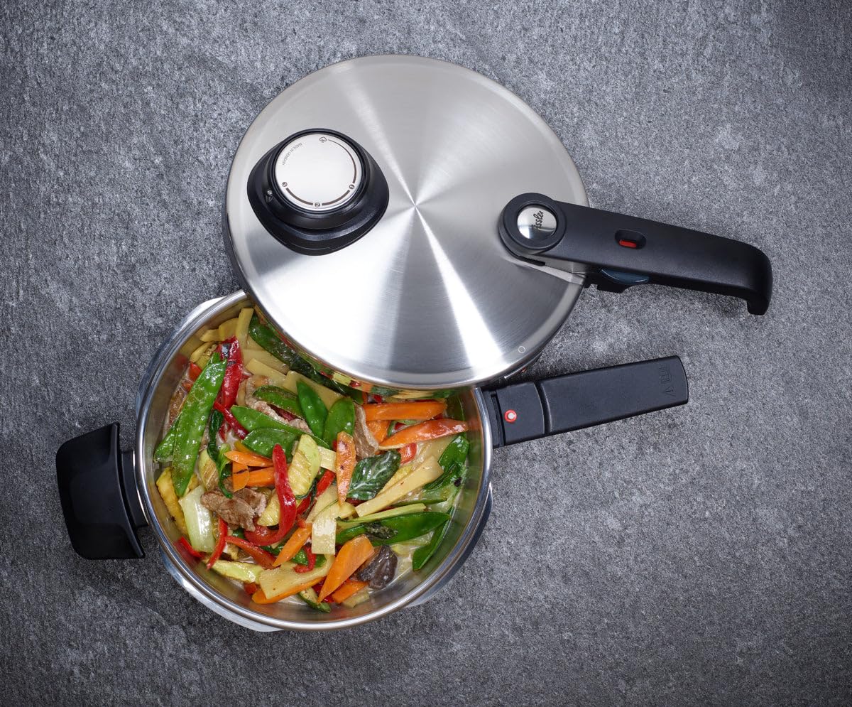 Fissler Vitavit Premium Pentola a pressione in acciaio inox 4.5 L, 22 cm, 4 livelli di cottura, incluso inserto, adatta a fornelli a induzione