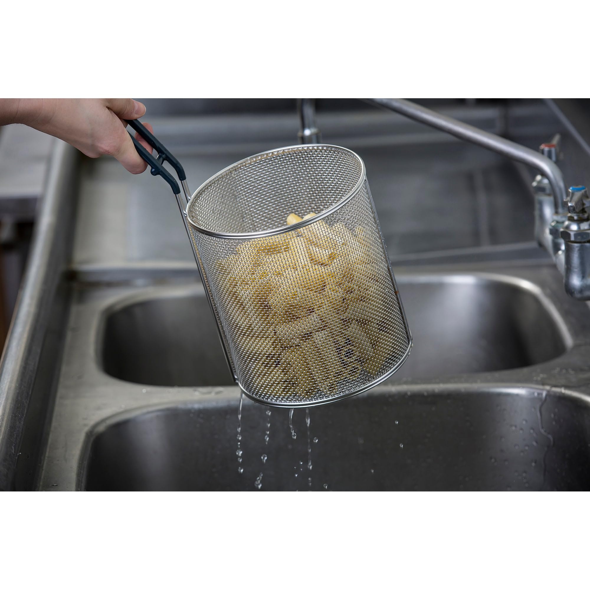 TableCraft 985 S/S Small Round Pasta Basket with Blue PVC Handle