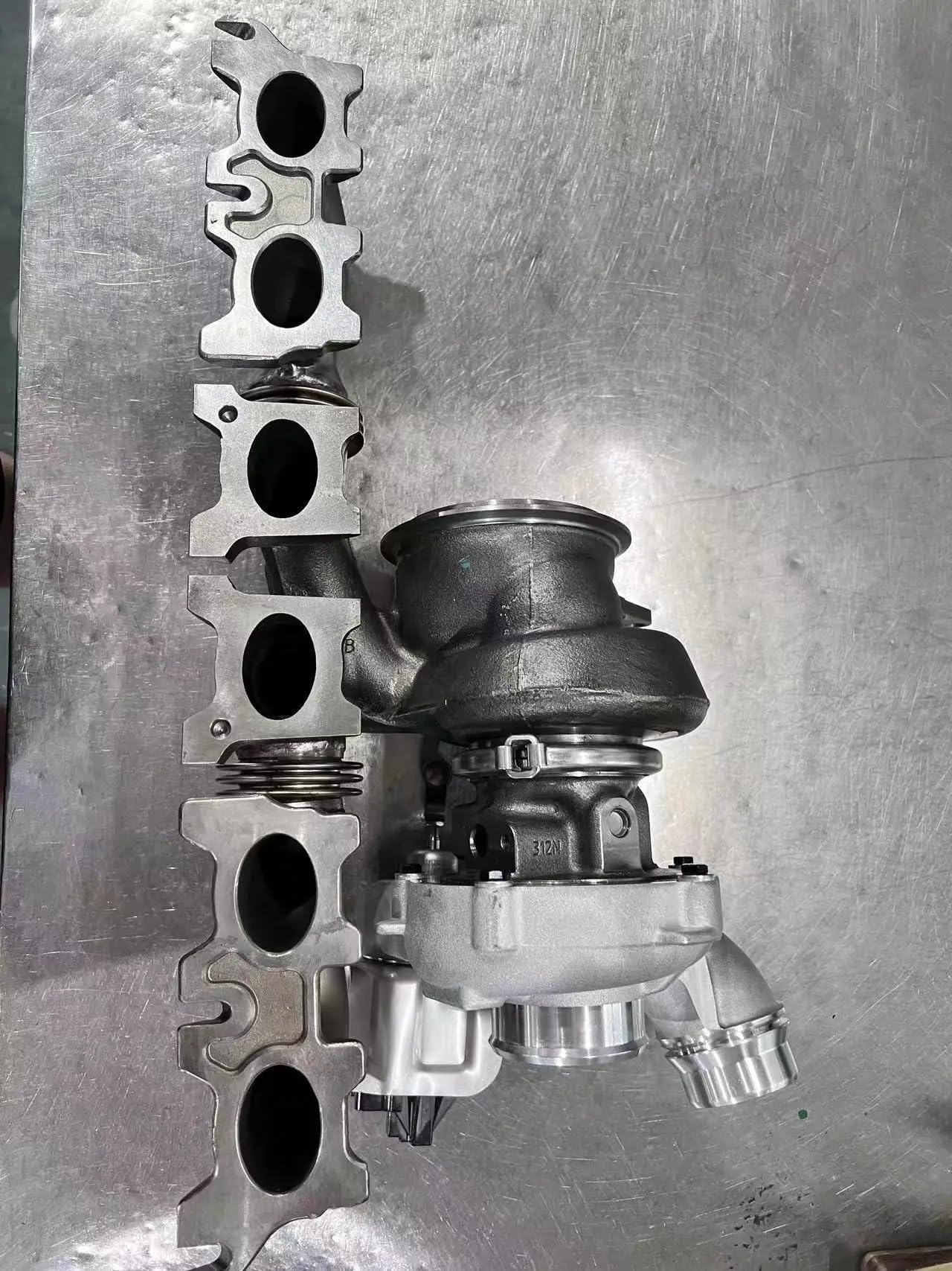 Turbocompressore automobili Migliora le prestazioni per dell'ibrido per BMW