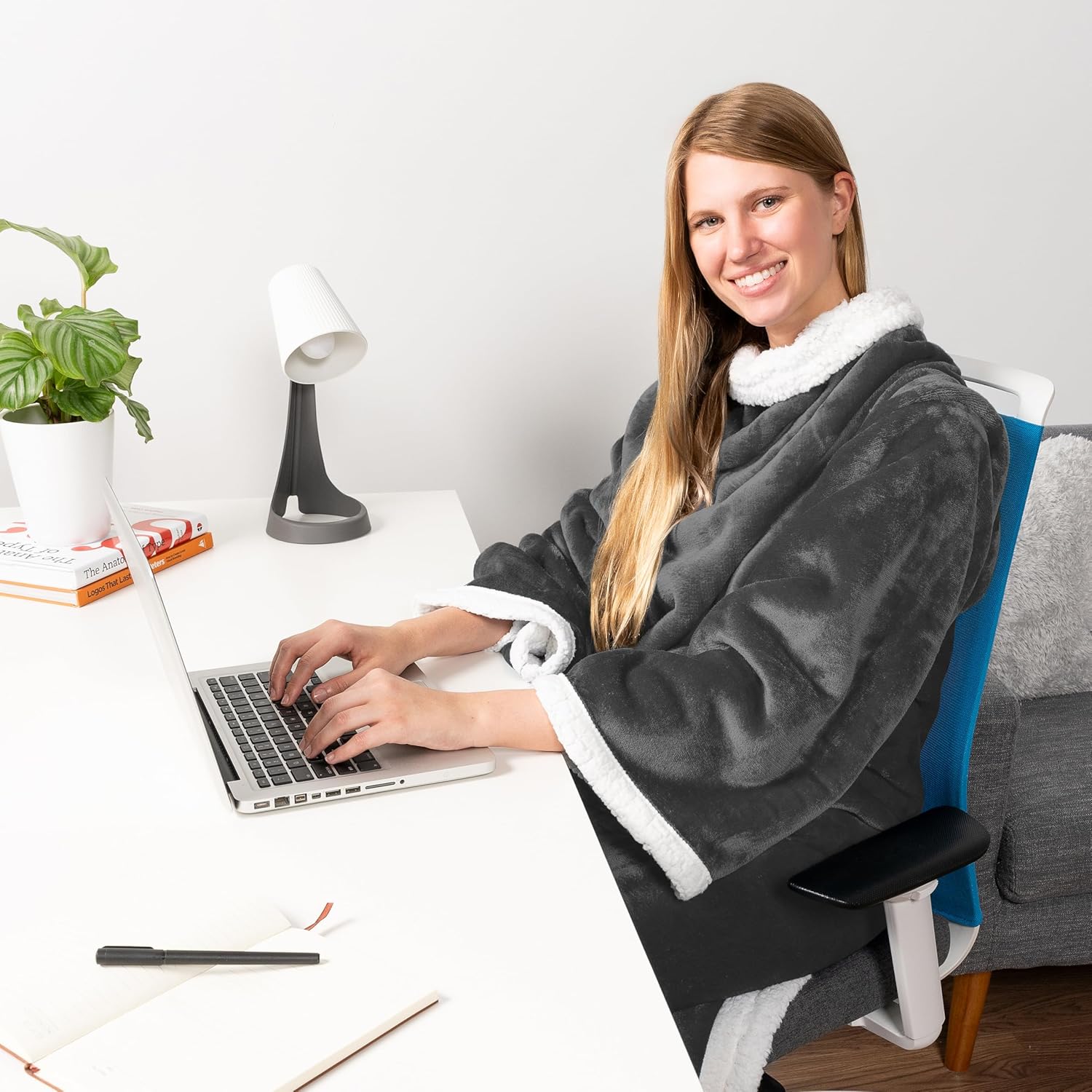 PAVILIA Sherpa Wearable Blanket with Sleeves and Pocket, Plush Thick Cozy Body Blanket Wrap for Adult Women Men, Christmas Gift for Wife Mom, Dark Grey - Image 5