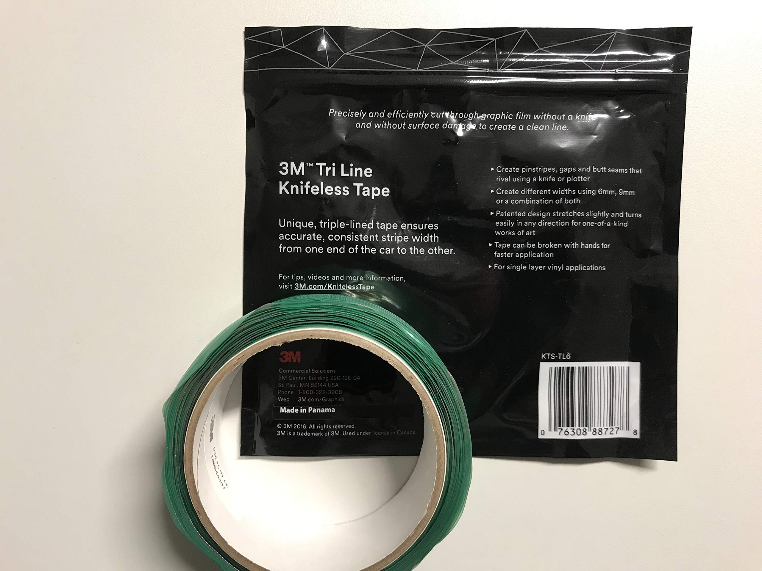 3M Tri Line Knifeless Tape – 6 mm – 50 m (164 stóp), trzyczęściowa taśma, która zapewnia wąskie paski ozdobne w absolutnie równych szerokościach na całej długości (pojazdu).