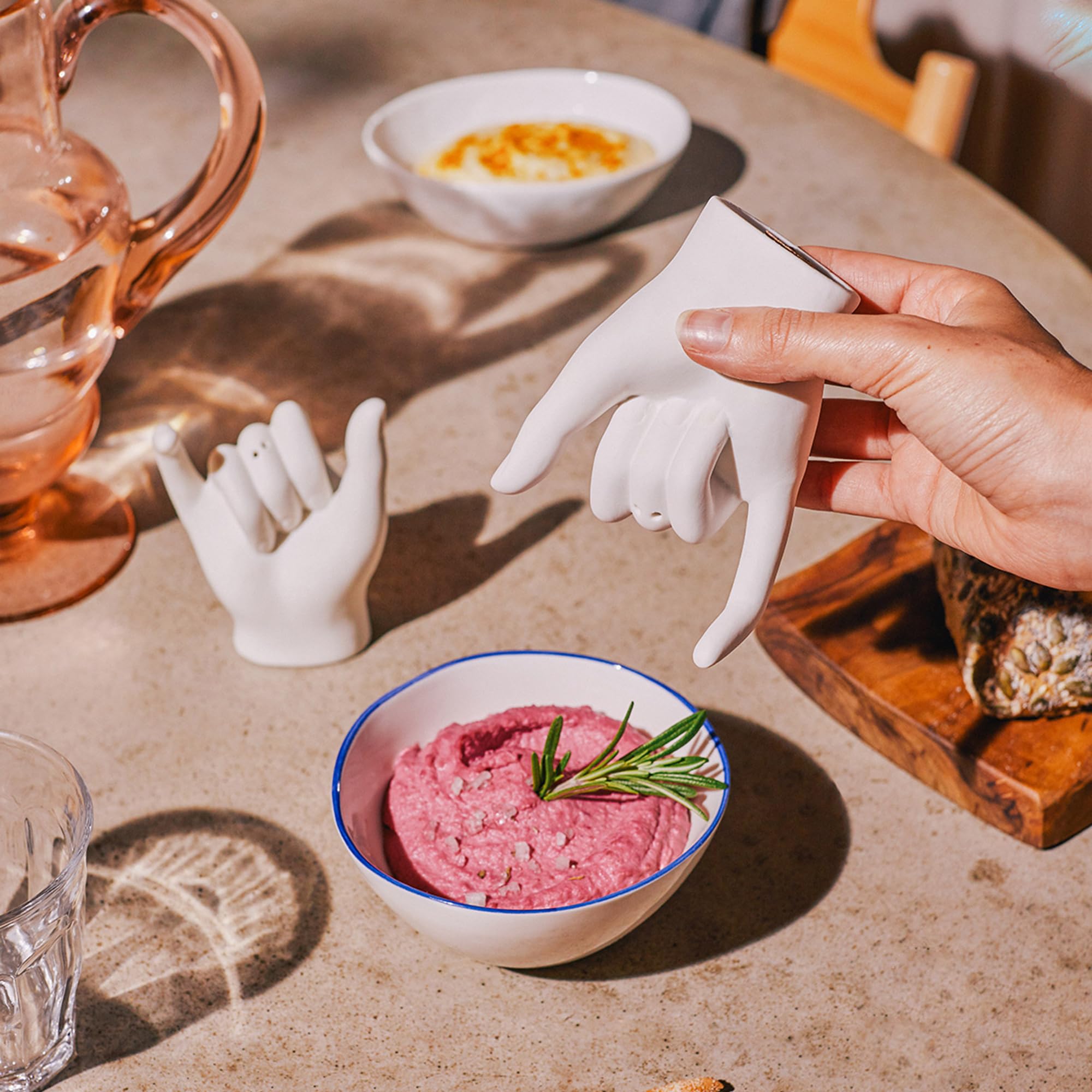 Macina Sale E Pepe DOIY A Forma Di Mano: Design Originale In Ceramica - 4