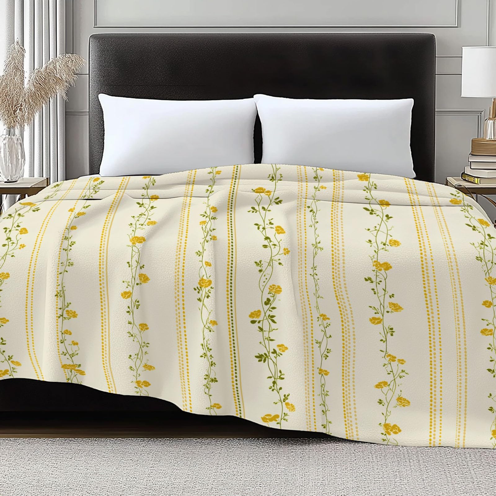 Coperta Plaid Pile in Flanella 180x220 cm Coperta Pile Piccola Linee Floreali Retrò Disegnate A Mano, Morbida Soffice Calda Coperte per Divano Singolo Matrimoniale Letto Beige