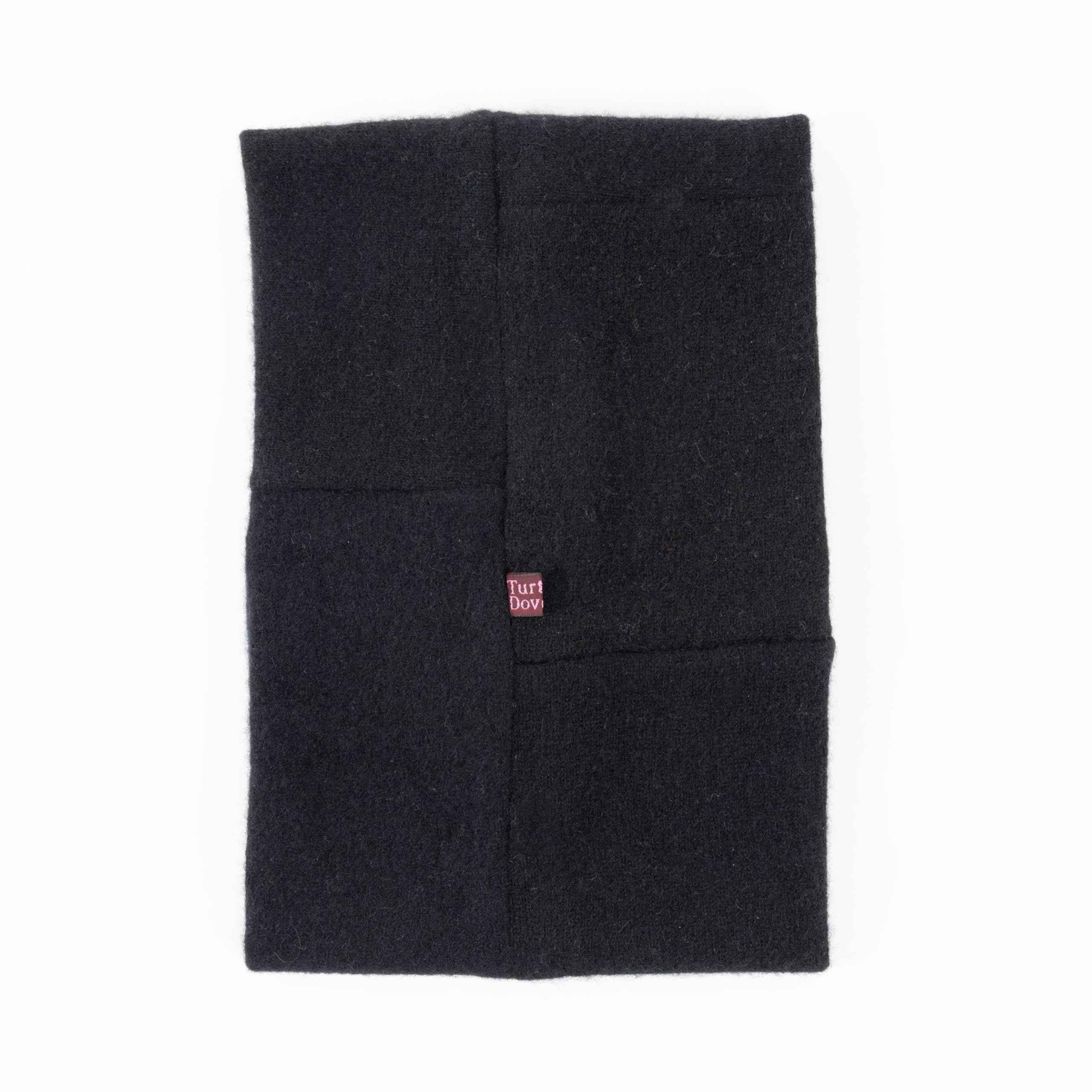 Turtle Doves 100% Recycled Cashmere Neckwarmer Classic Black