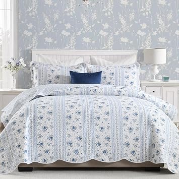 Quilts King Size - 3 Pieces King Quilt Set with Matching Shams, Farmhouse Blue Floral Striped Reversible Bedspread with Scalloped Edge, 100% Cotton Lightweight Coverlet for All Season