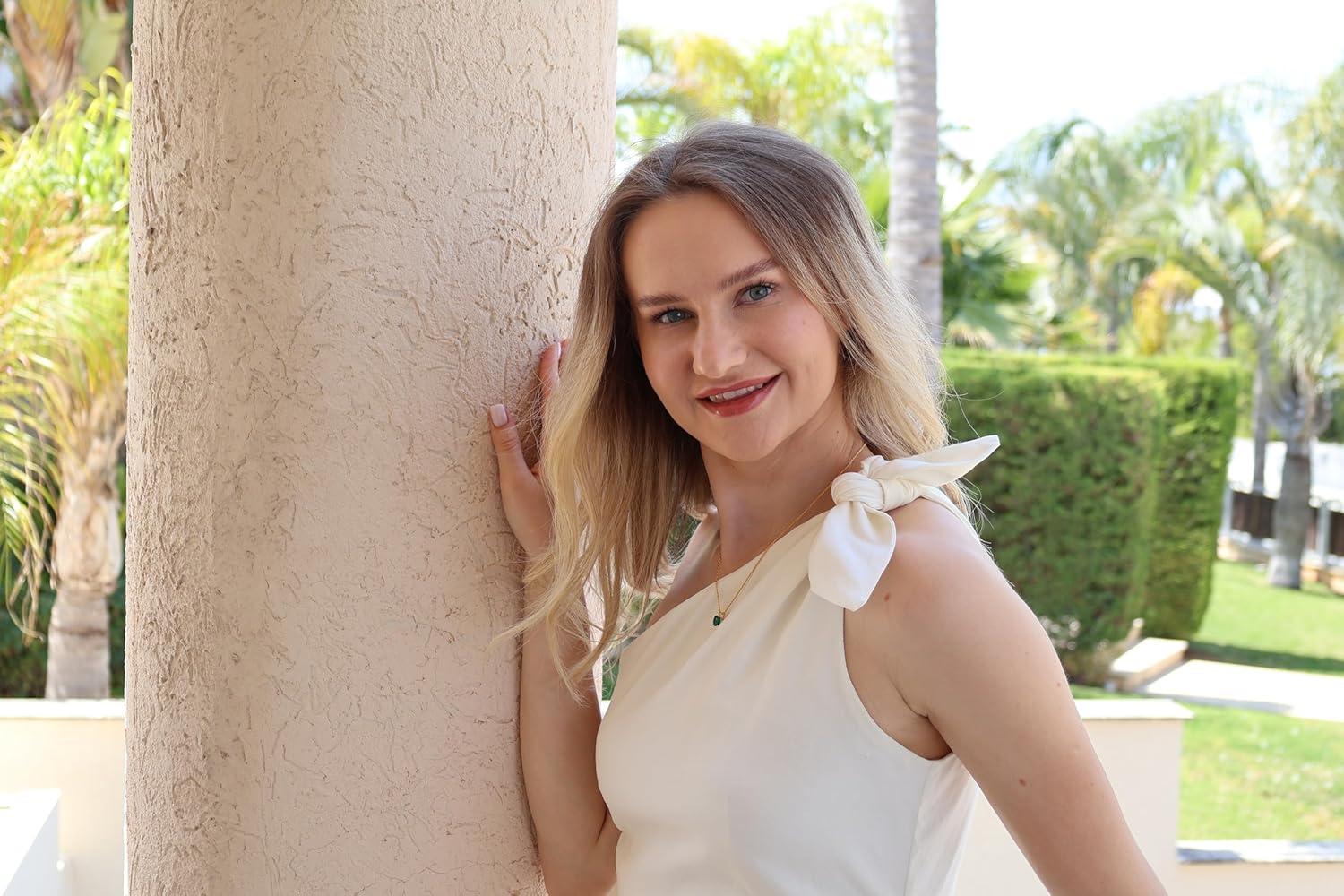 Certified & NATURAL Emerald Necklace Pendant SOLID 18k Yellow Gold AU750 2 ct Emerald Pendant Designer Jewelry 8mm Round AAA Grade May Birthday Gift for Her Anniversary Mother Valentine gift HANDMADE