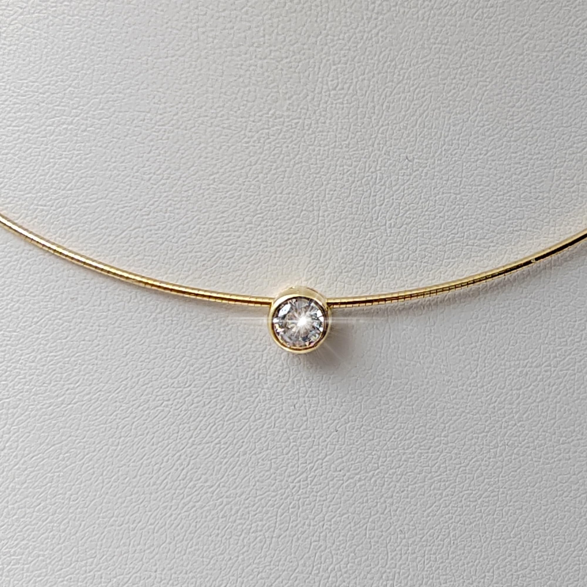 Gioielli Aurum Collana Punto Luce Donna in Argento 925 Dorato, Girocollo Semirigido con Ciondolo Brillante, Regalo