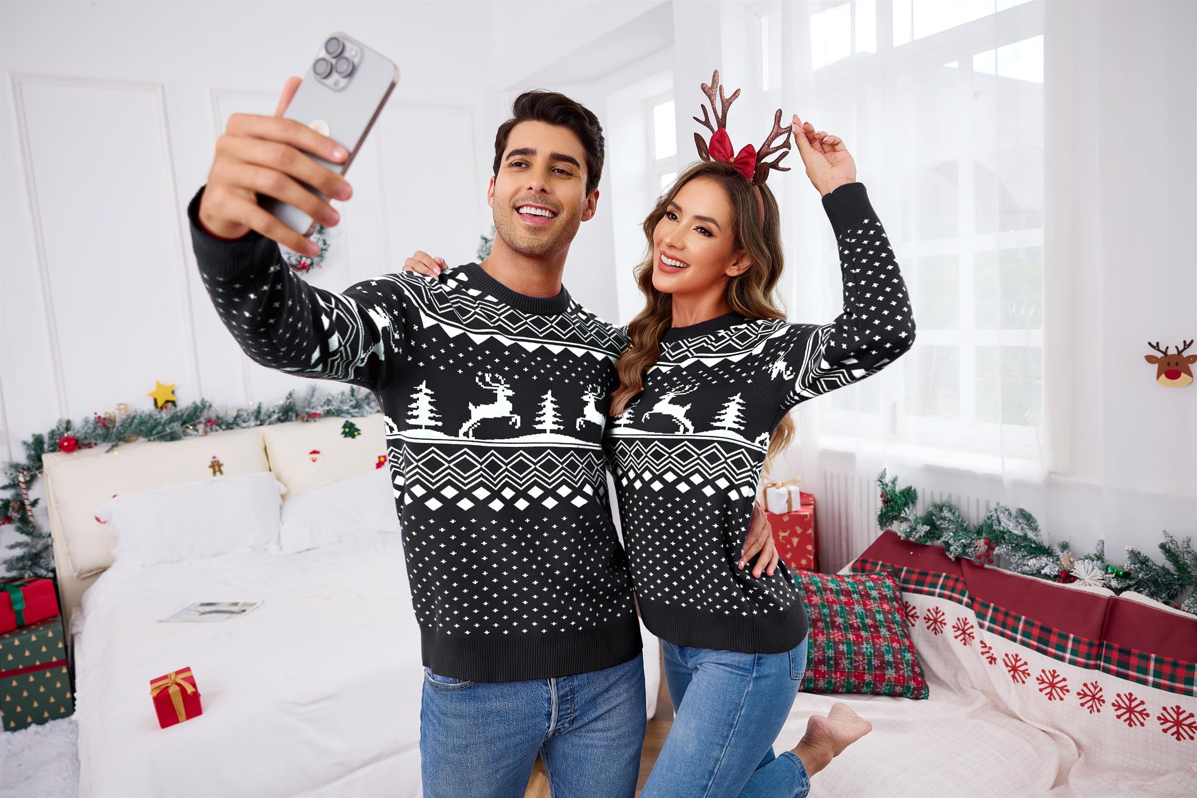 Pull de Noël Femme en Maille Motif Renne | Motif renne et sapin, col rond et manches longues pour les fêtes, les soirées d’hiver et les cadeaux de Noël.
