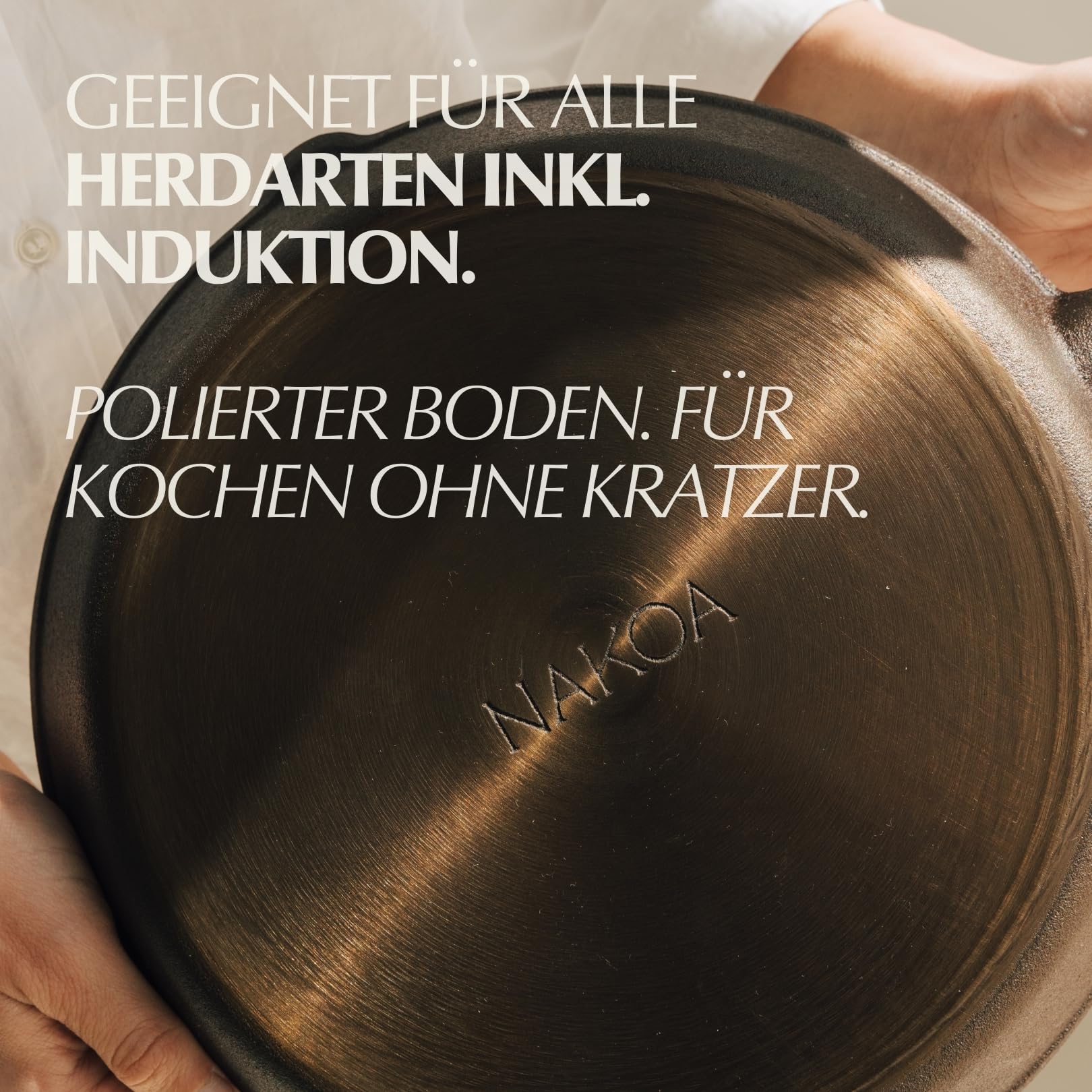 Premium Polierte Gusseisenpfanne für Induktion 28 cm I Vielseitige Robuste Pfanne Gusseisen Induktion und alle Herdarten I Hochwertige langlebige Gusseiserne Pfanne für Profiköche und Hobbyköche