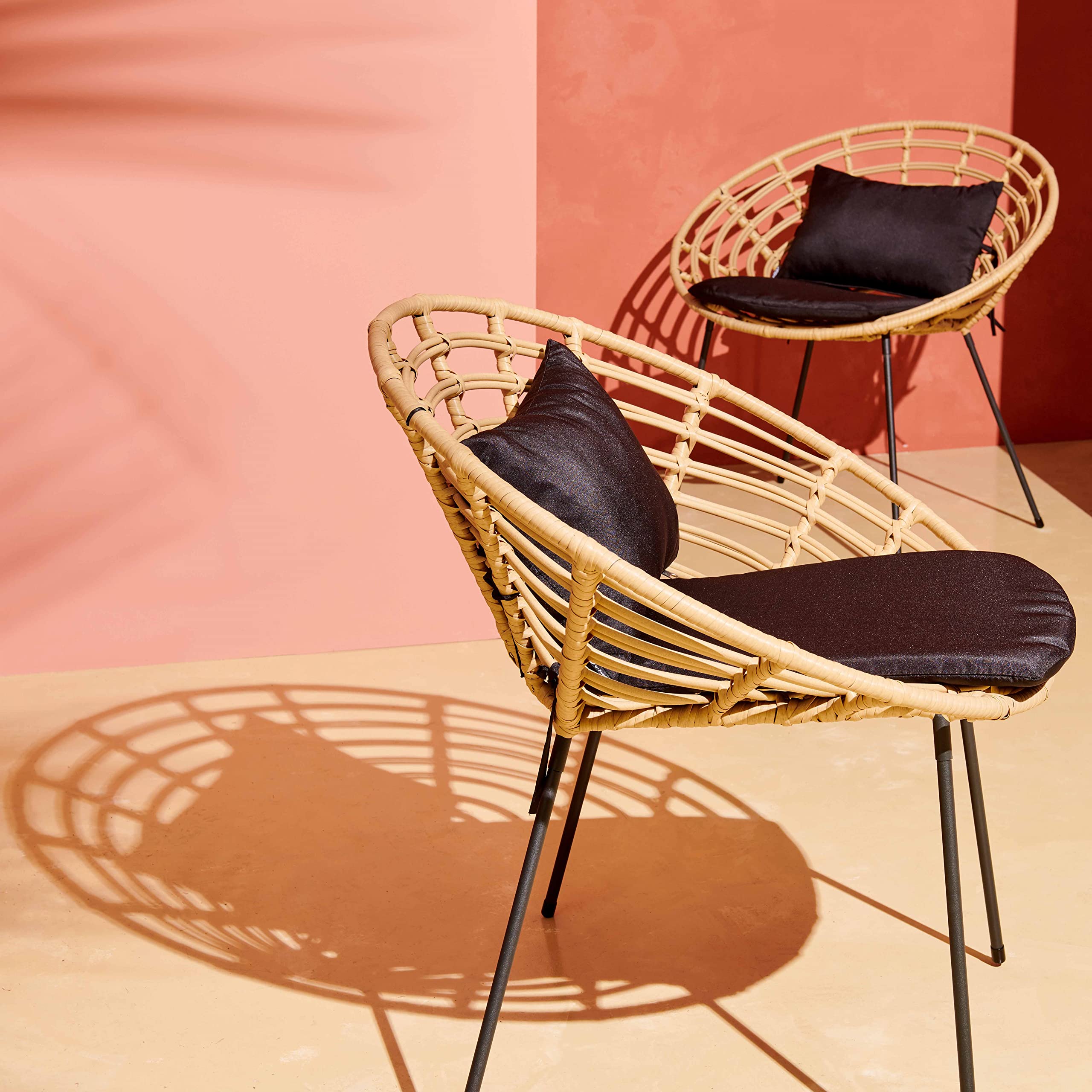 Oviala Lot de 2 fauteuils de Jardin Rond en résine tressée