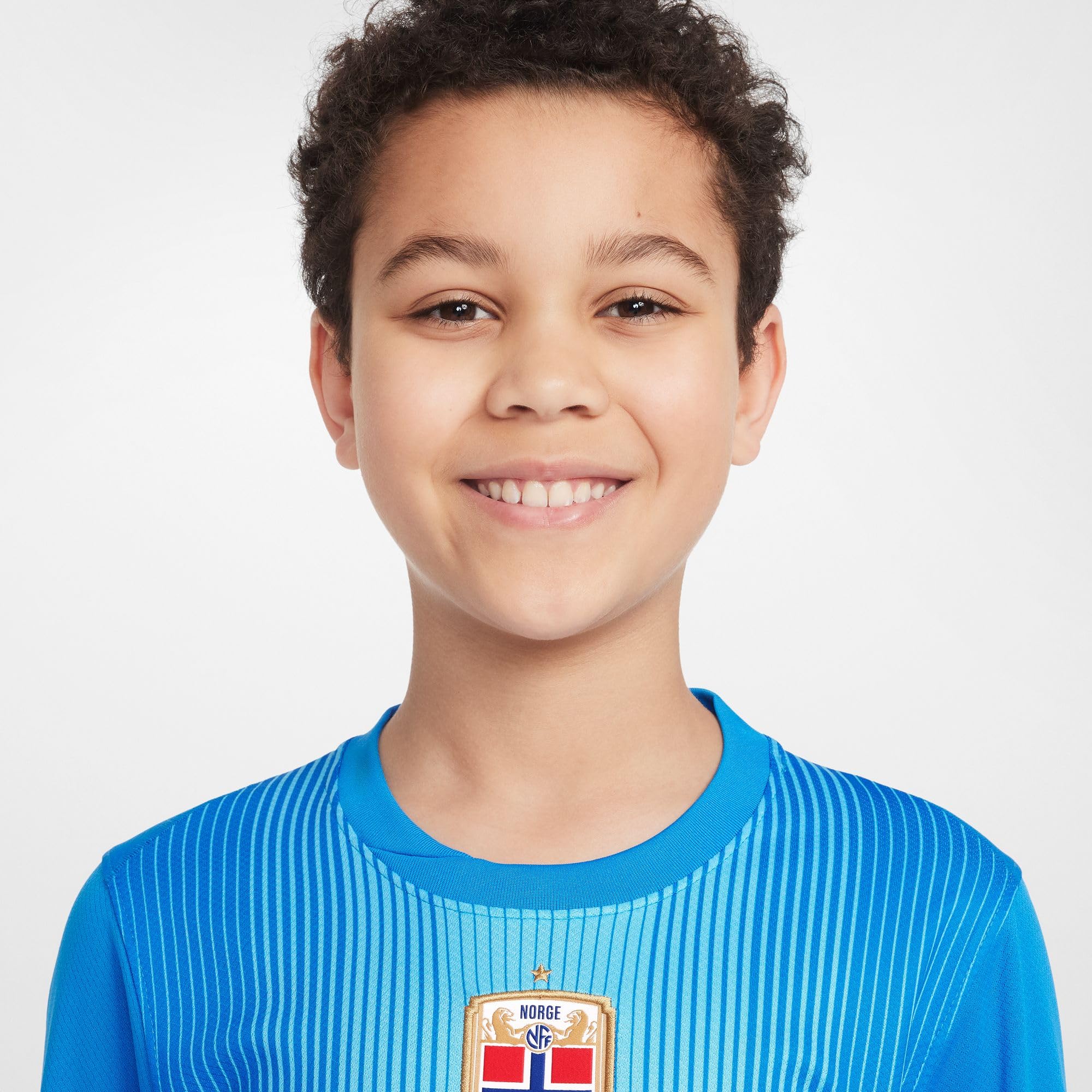 Norwegia 2025/26 Stadium Goalkeeper Nike Dri-FIT koszulka piłkarska z długim rękawem dla starszych dzieci, HM9793
