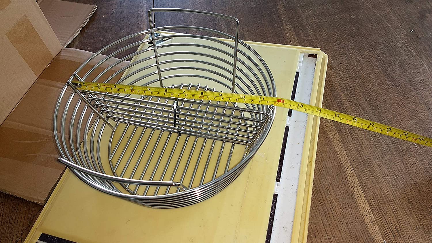YNNI KAMADO Kosz na popiół typu kick Ash do grillów na chipfeeder, średnica zewnętrzna 50,8 cm, zdejmowany rozdzielacz centralny TQKABC20