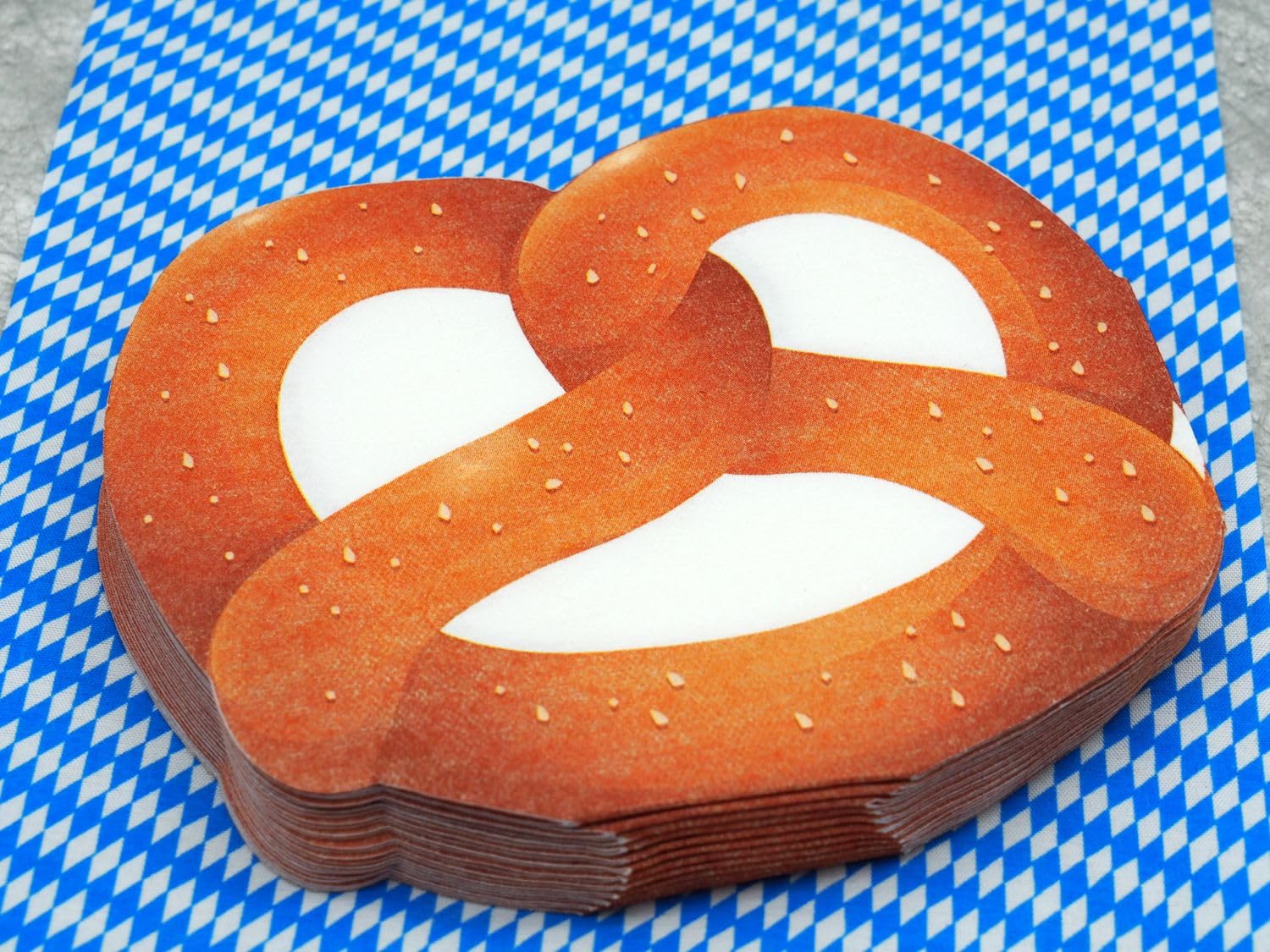 ZauberDeko Oktoberfest Tischdeko Brezel Bierkrug Bayrisch Blau Geburtstag Party Deko Mottoparty Set