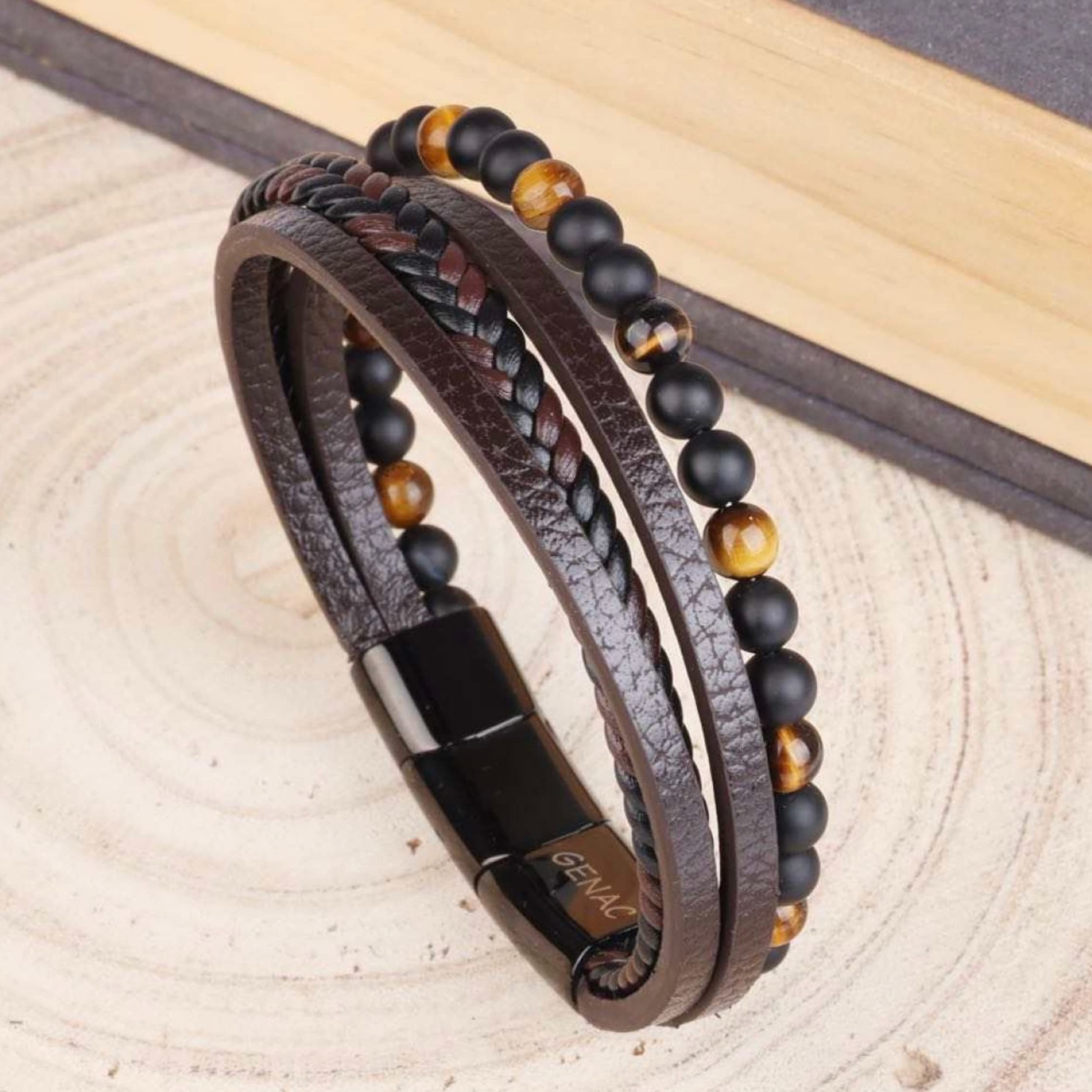 Bracelet Pour Homme En Perles De Pierres Naturelles 6mm Et Cuir Véritable Multi Tissé Avec Fermoir Magnétique Amovible En Acier Inoxydable Pour Régler Facilement La Longueur.