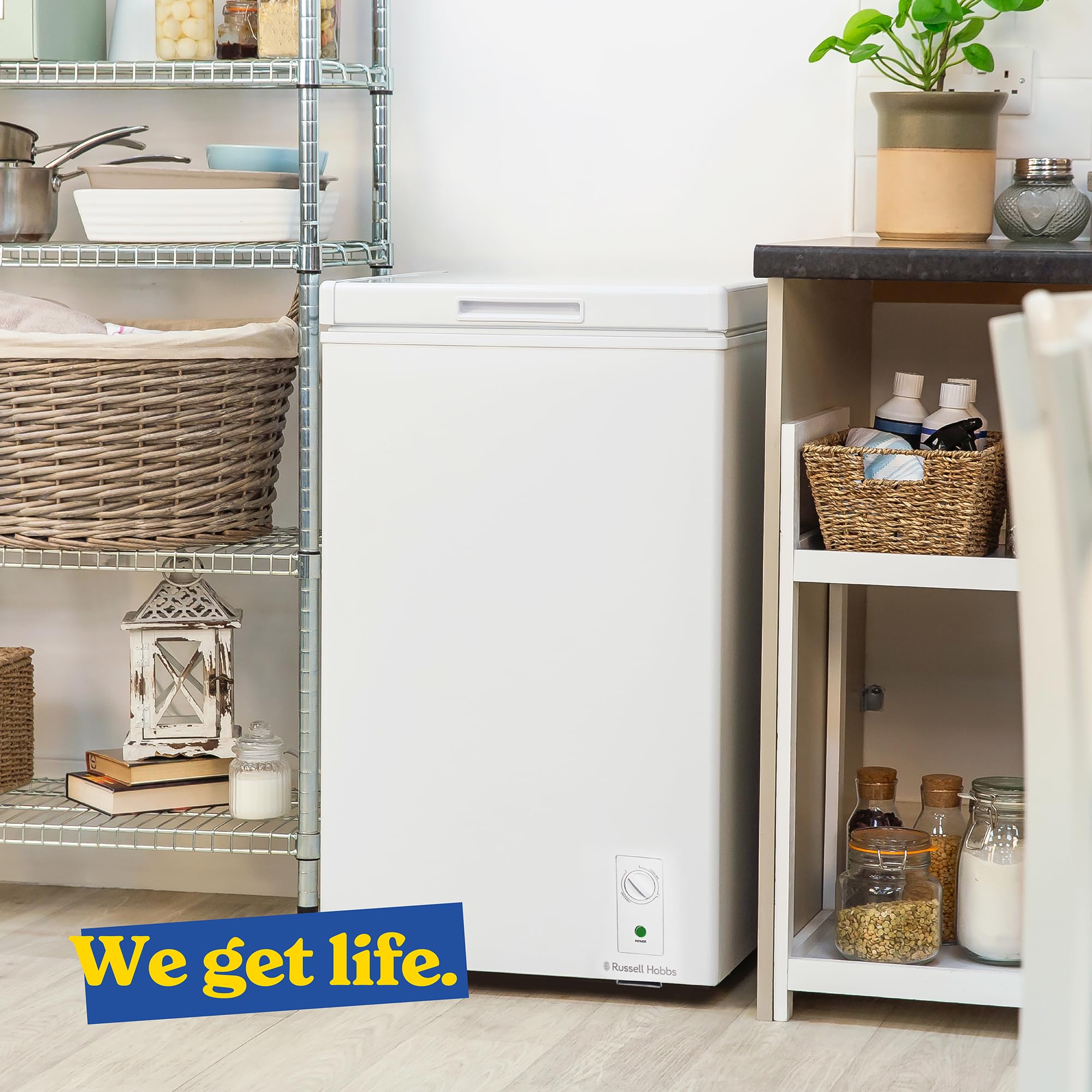 Russell Hobbs White Chest Freezer 198L Freestanding with 5 Year Warranty, Adjustable Thermostat, Chill or Freeze Function, 4 Star Freezer Rating & Suitable for Outbuildings & Garages RH198CF0E1W — view 19