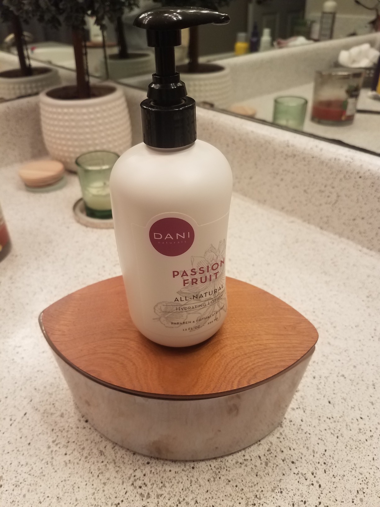 DANI Naturals Lemongrass Lavender Hydrating Lotion, Vegan Paraben-Free, Made with Organic Ingredients,12 fl oz
