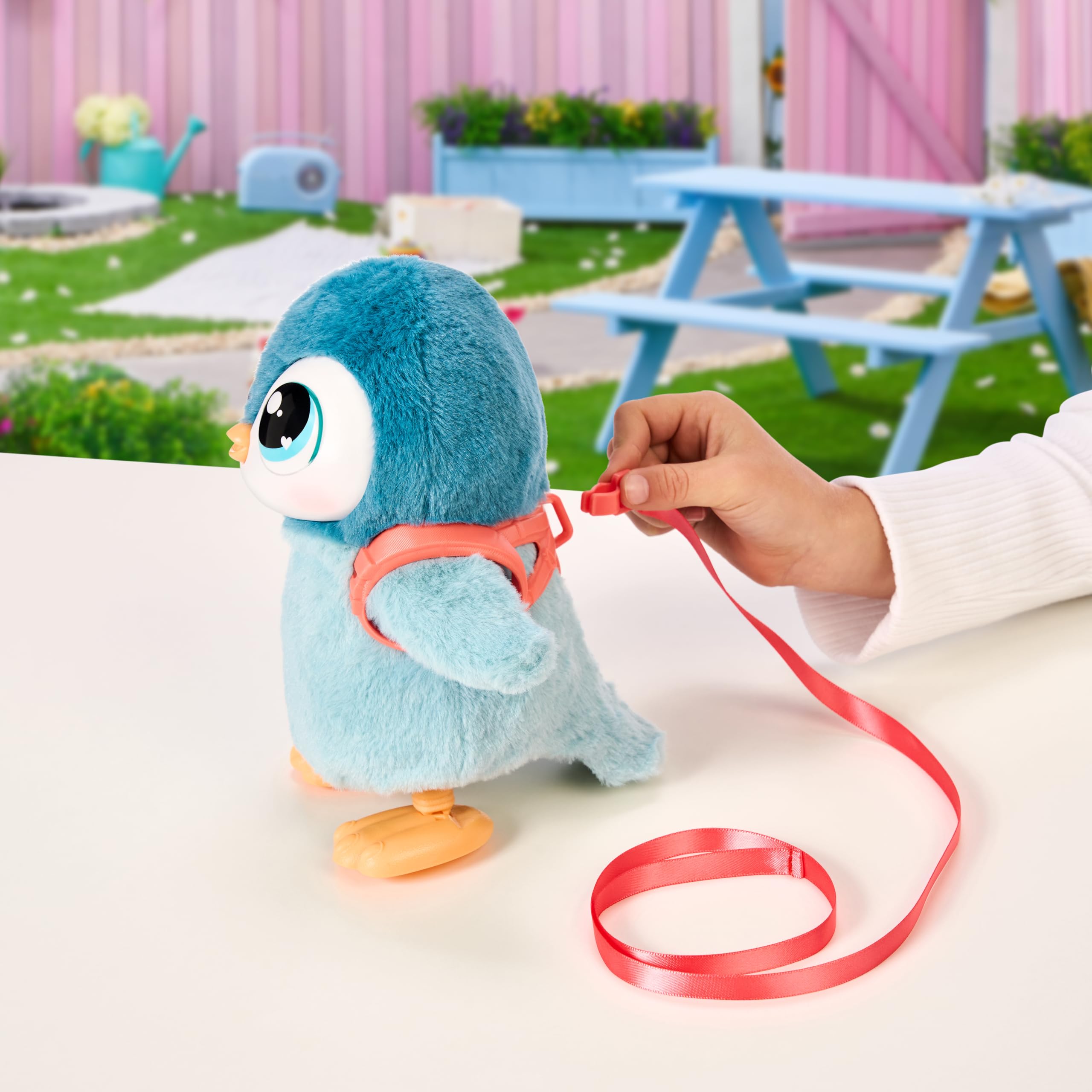 Little Live Pets My Walking Penguin Waddles | Kuscheliger interaktiver Pinguin, der läuft, Tanzt und mit den Flügeln flattert. Über 25 Geräusche & Reaktionen. Batterien enthalten. Ab 5 Jahren.