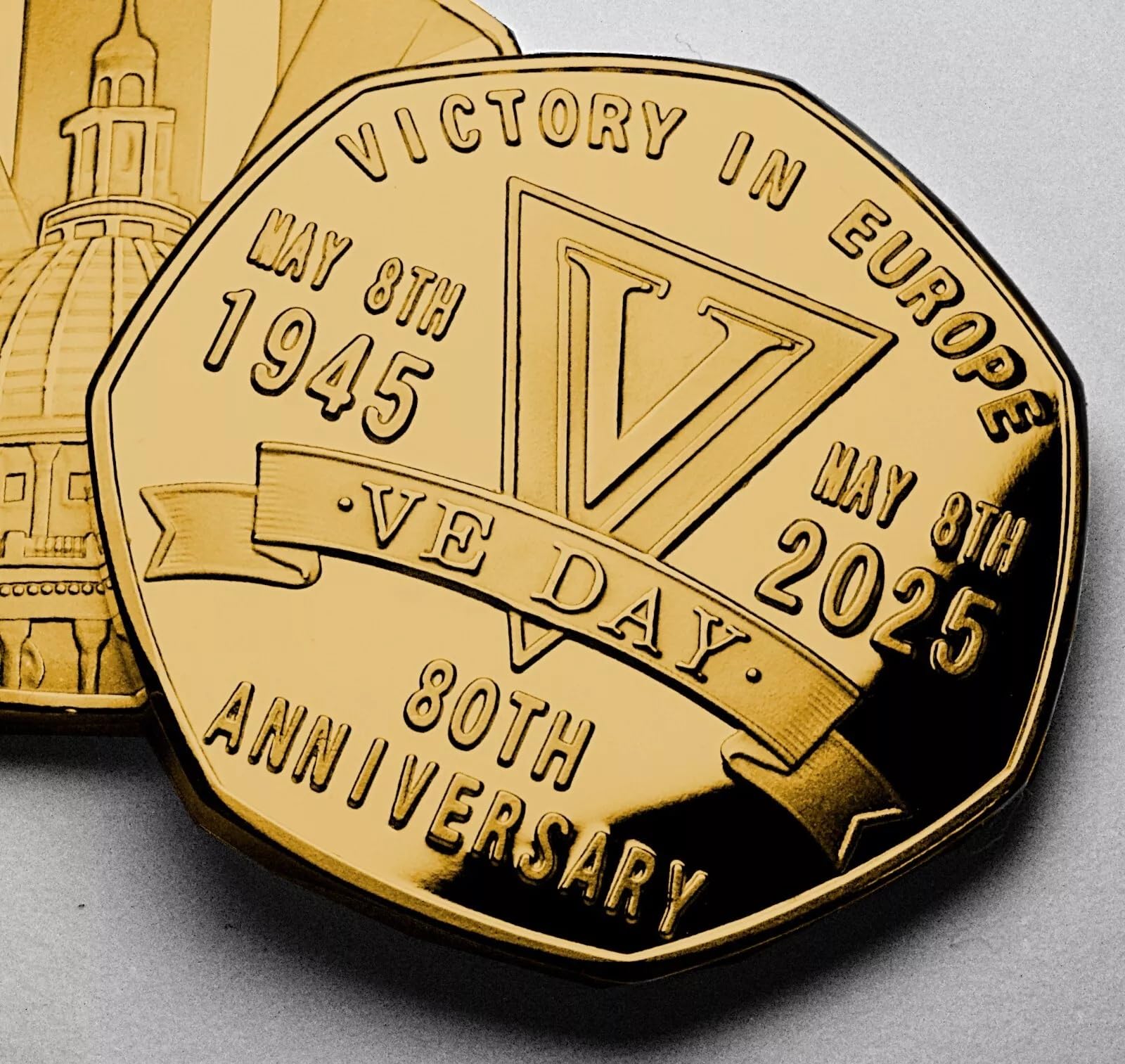 The Commemorative Coin Company Gold Victory In Europe 80Th Anniversary 24Ct Commemorative. 1945-2025. Ve Day 8Th May Ww2 Collectable