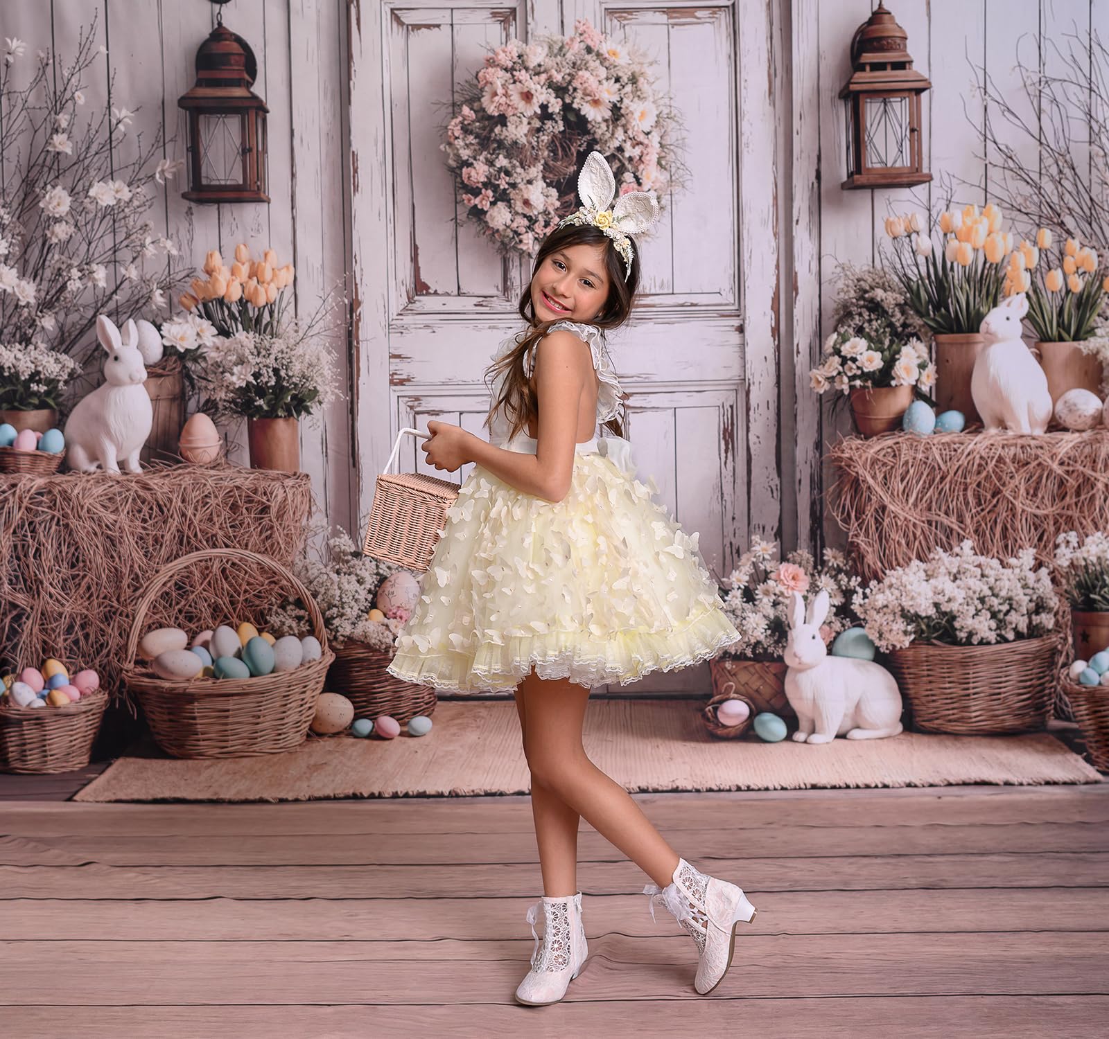 Kate Spring Sfondo fotografico con coniglietto pasquale 10x6.5ft/3x2m uova di Pasqua balle di fattoria porta in legno bianca rustica sfondi per studio fotografico floreale del fienile
