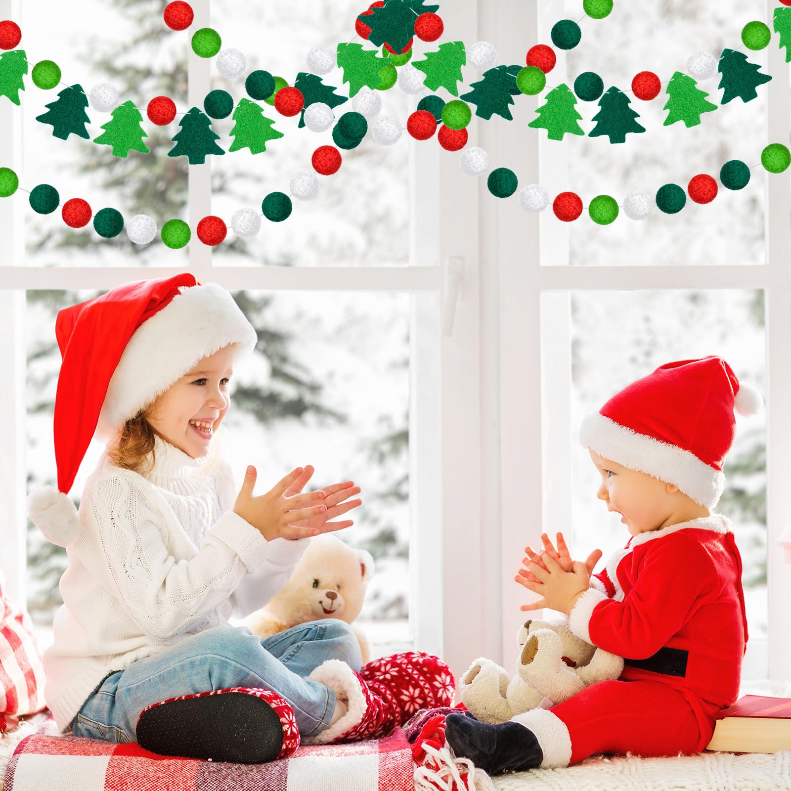 Preboun 5 Stück Weihnachten Filzball Girlande Weihnachtsbaum Pom Pom Girlande Bunte Filzkugeln Rot Weiß und Grün Pompon Perlen String Hängende Girlande Banner für Weihnachten Urlaub Wand Home Decor