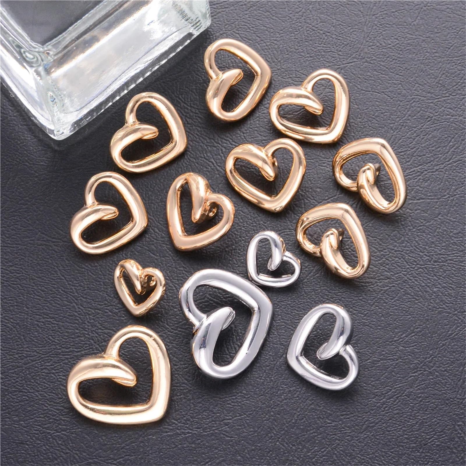 20 Stück 13/18/23 mm Herz Metall Liebe Herz Schaft Nähknöpfe Dekorative (JRBG228,23 mm)