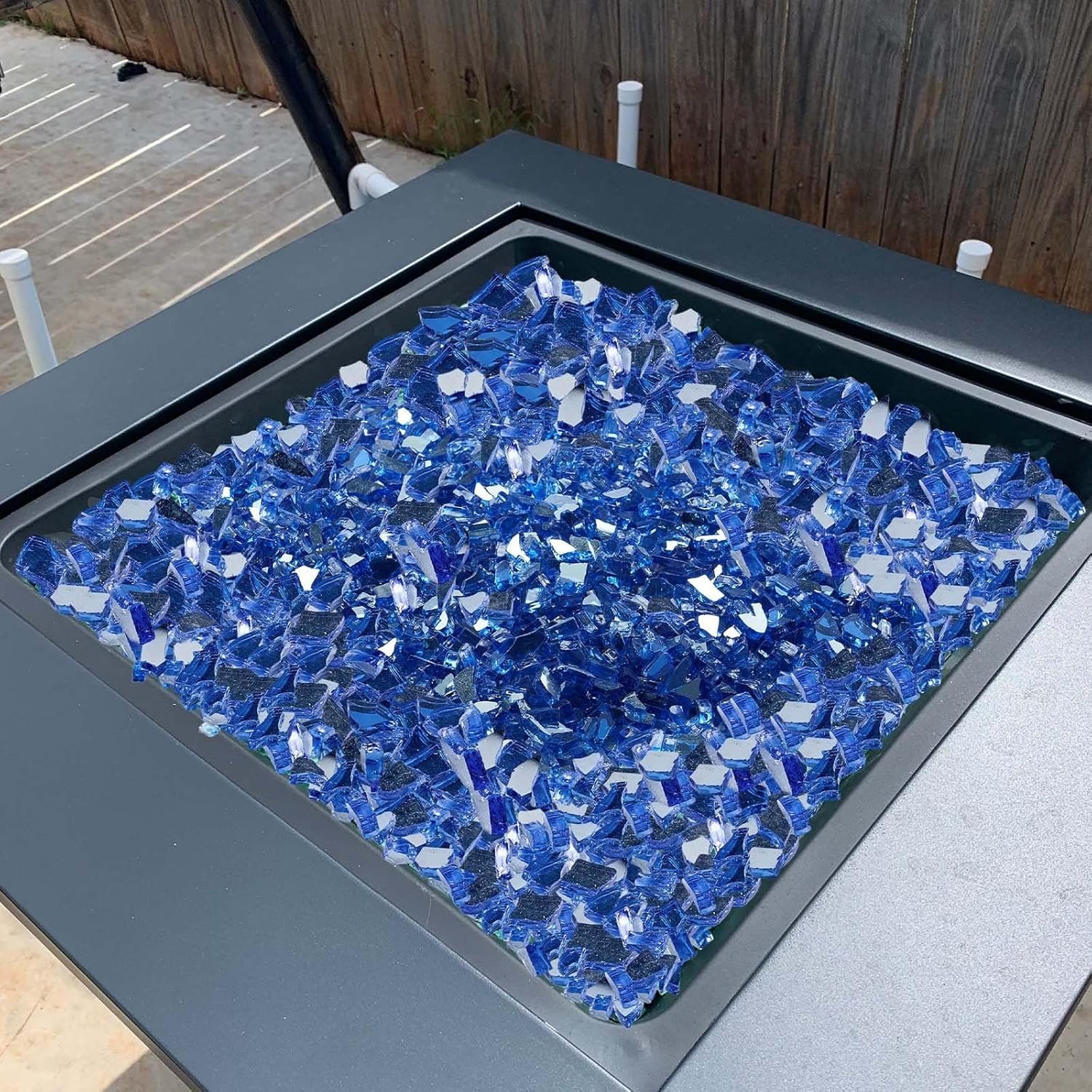 1/4-Inch Fire Glass, 10 LBS High-Temperature Tempered Fireplace Rocks for Gas Fire Pit,Fire Table and Aquarium Decoration,No Smoke No Ash,Cobalt Blue