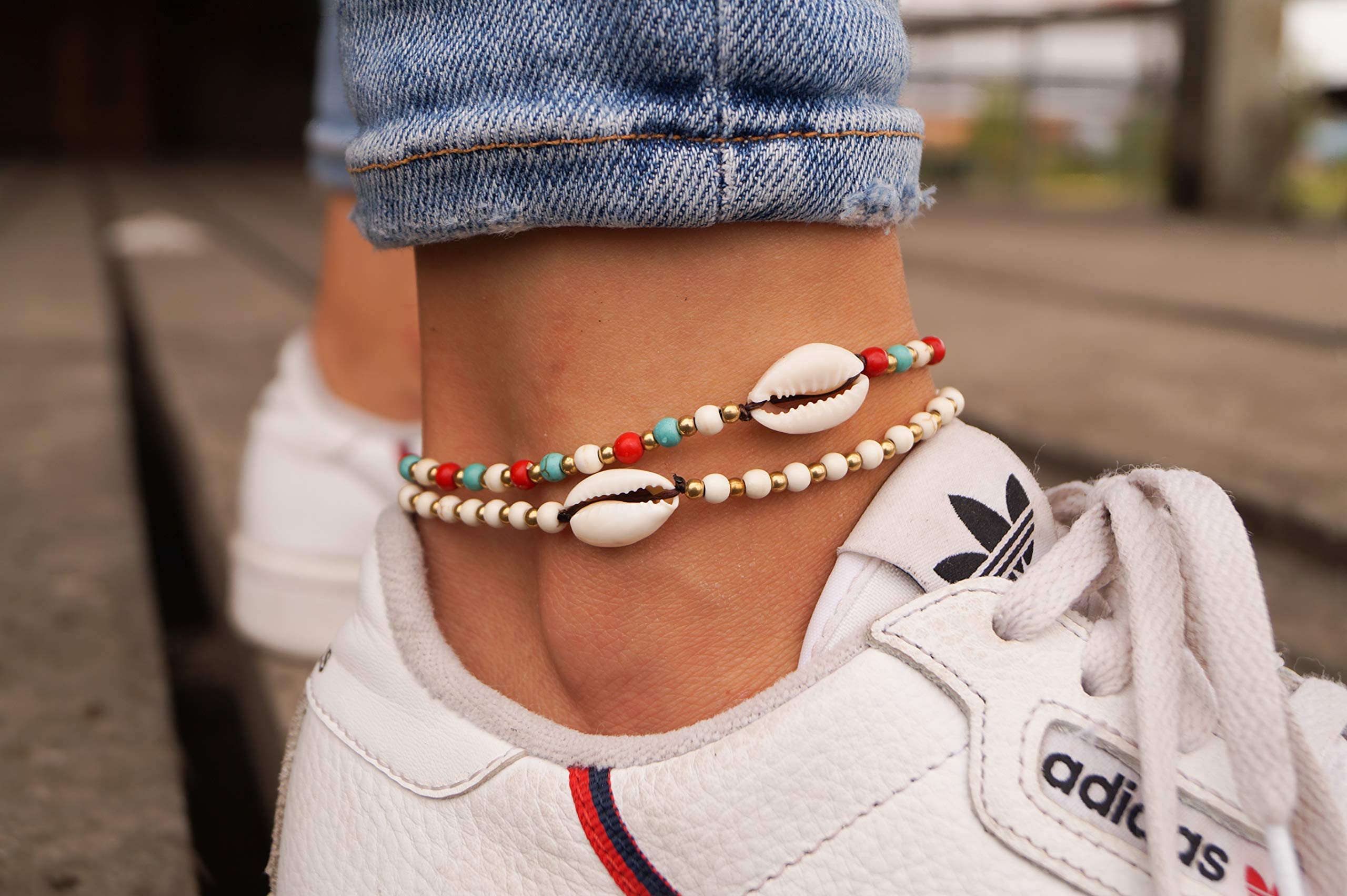 Made by Nami - Pulsera de tobillo para mujer y niña, diseño de surfista con perlas para fiesta y playa hecha a mano - Goa Hippie - Tobillera multicolor oriental
