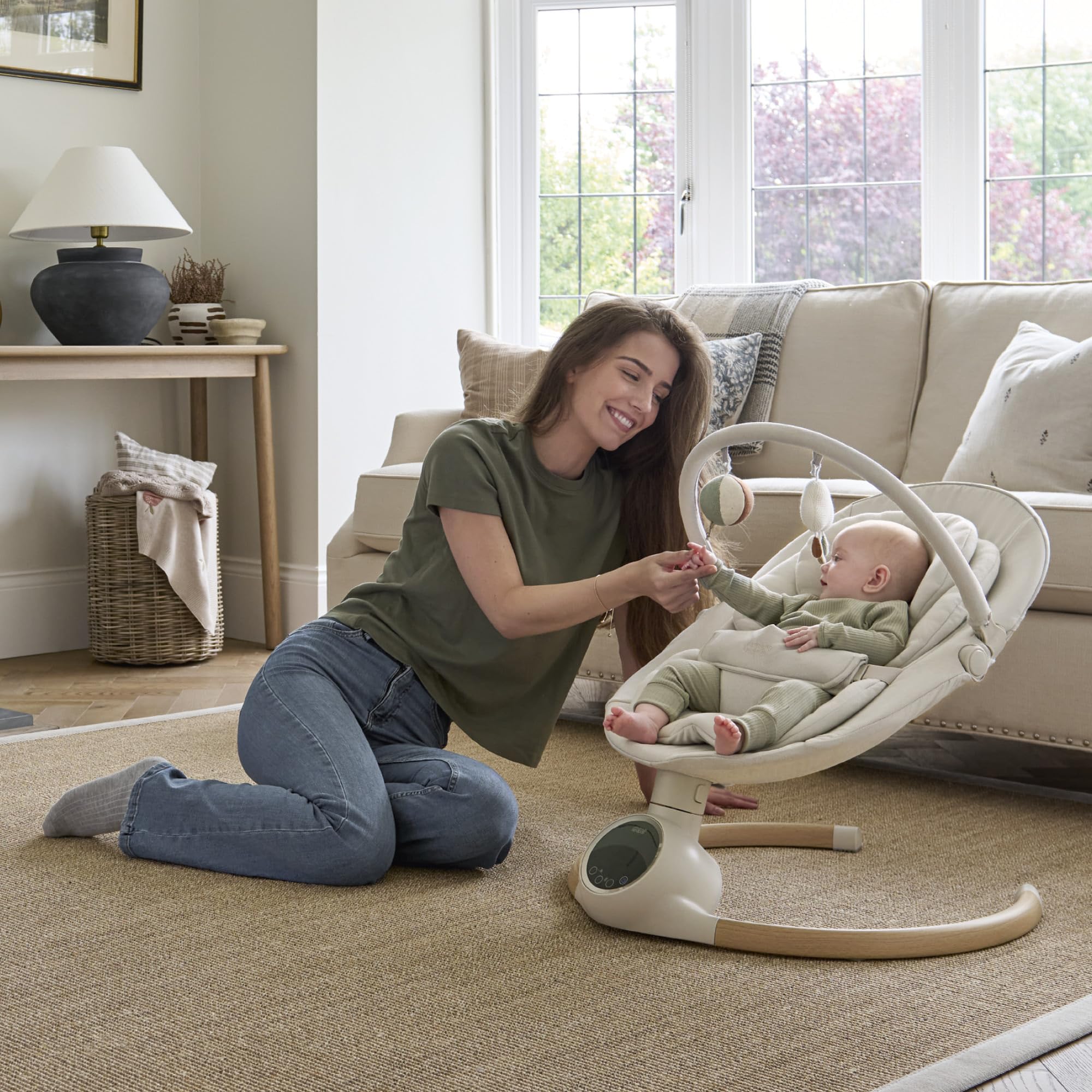 Mamas & Papas Alto Smart Baby Swing, Pantalla táctil, multivelocidad, melodías, Bluetooth y Control Remoto, Cachemira