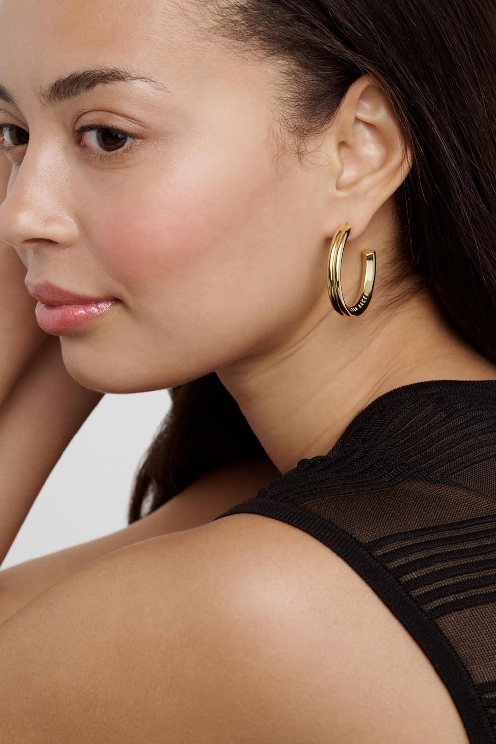 Ted Baker London Hisla Hidden Heart Large Hoop Earrings for Women (Gold) - Image 4